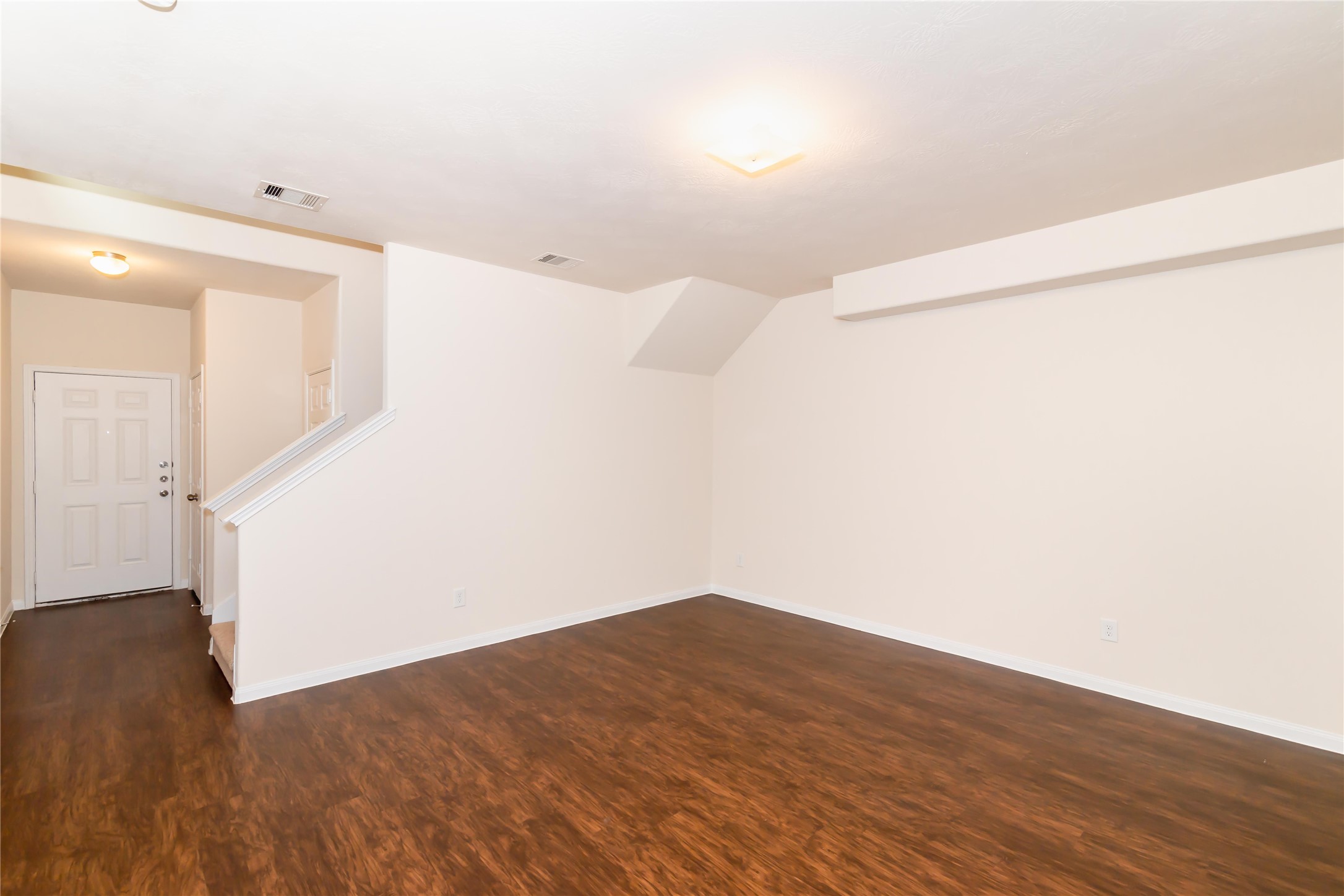 12130 Pia Drive Property Photo 5