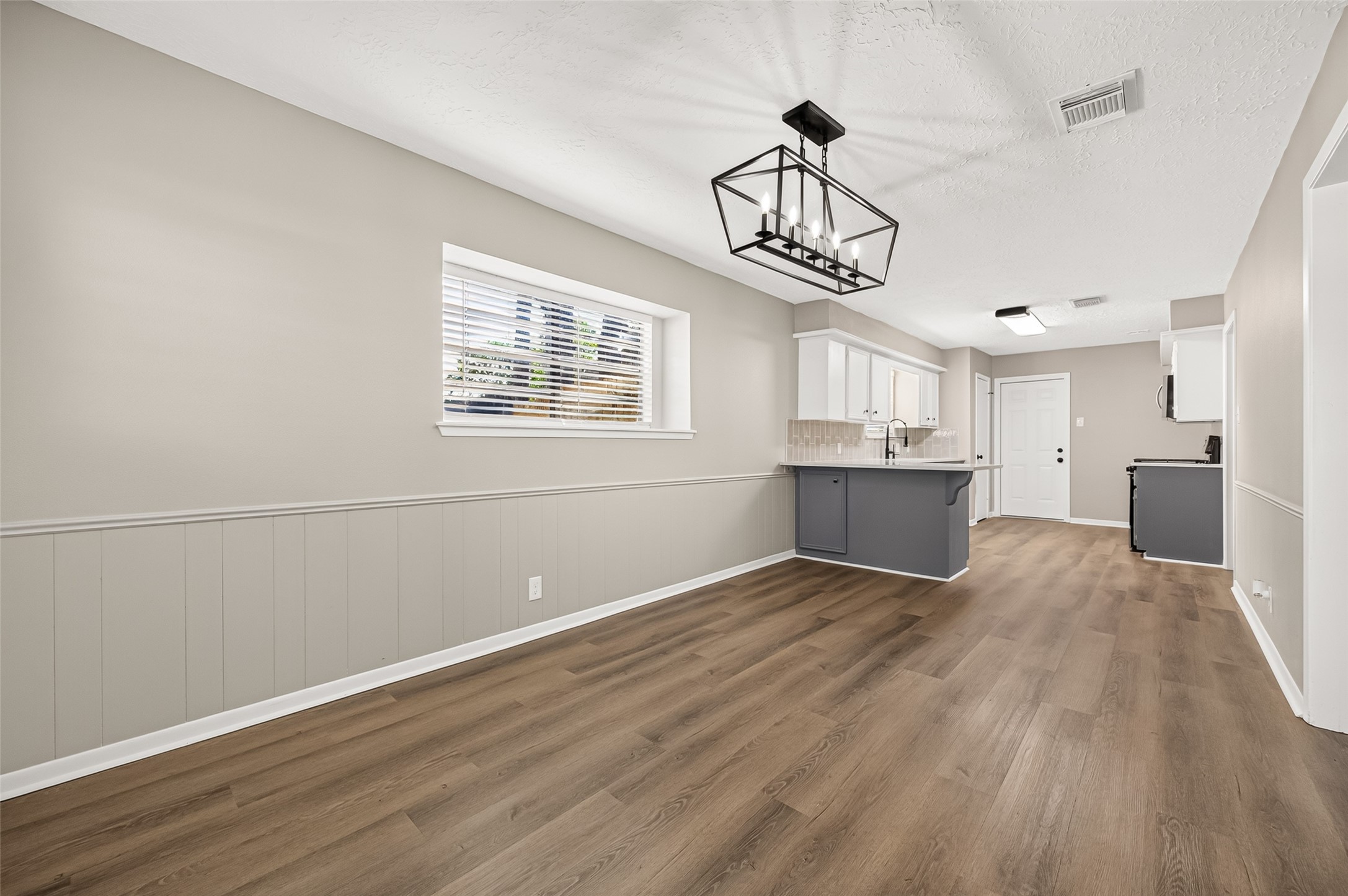 23802 Spring Towne Drive Property Photo 18