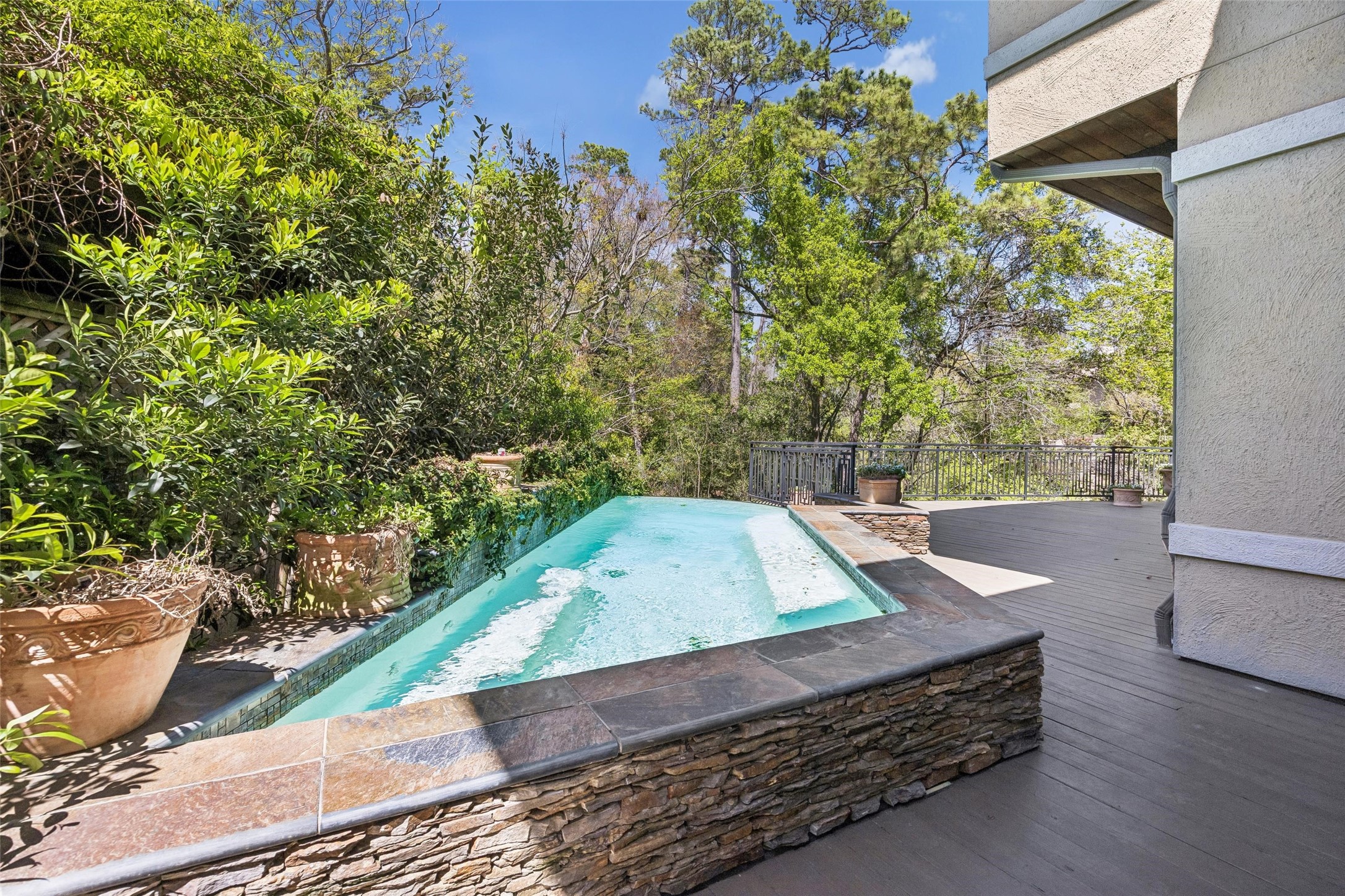 422 Pinewold Drive Property Photo 44
