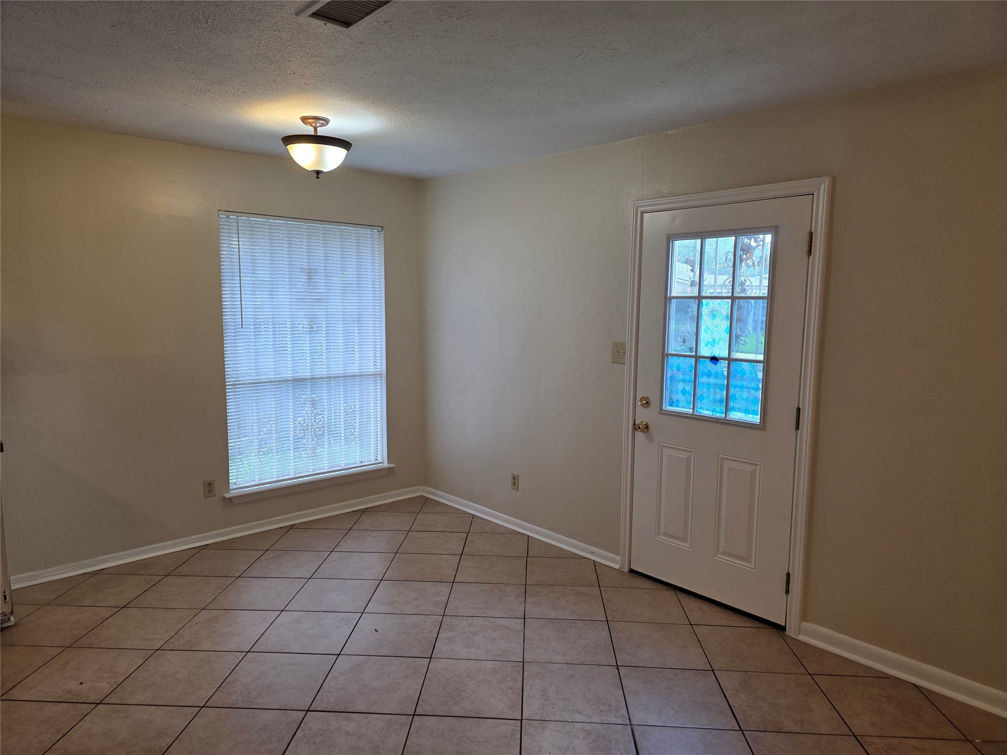 4601 Reveille Street Property Photo 6