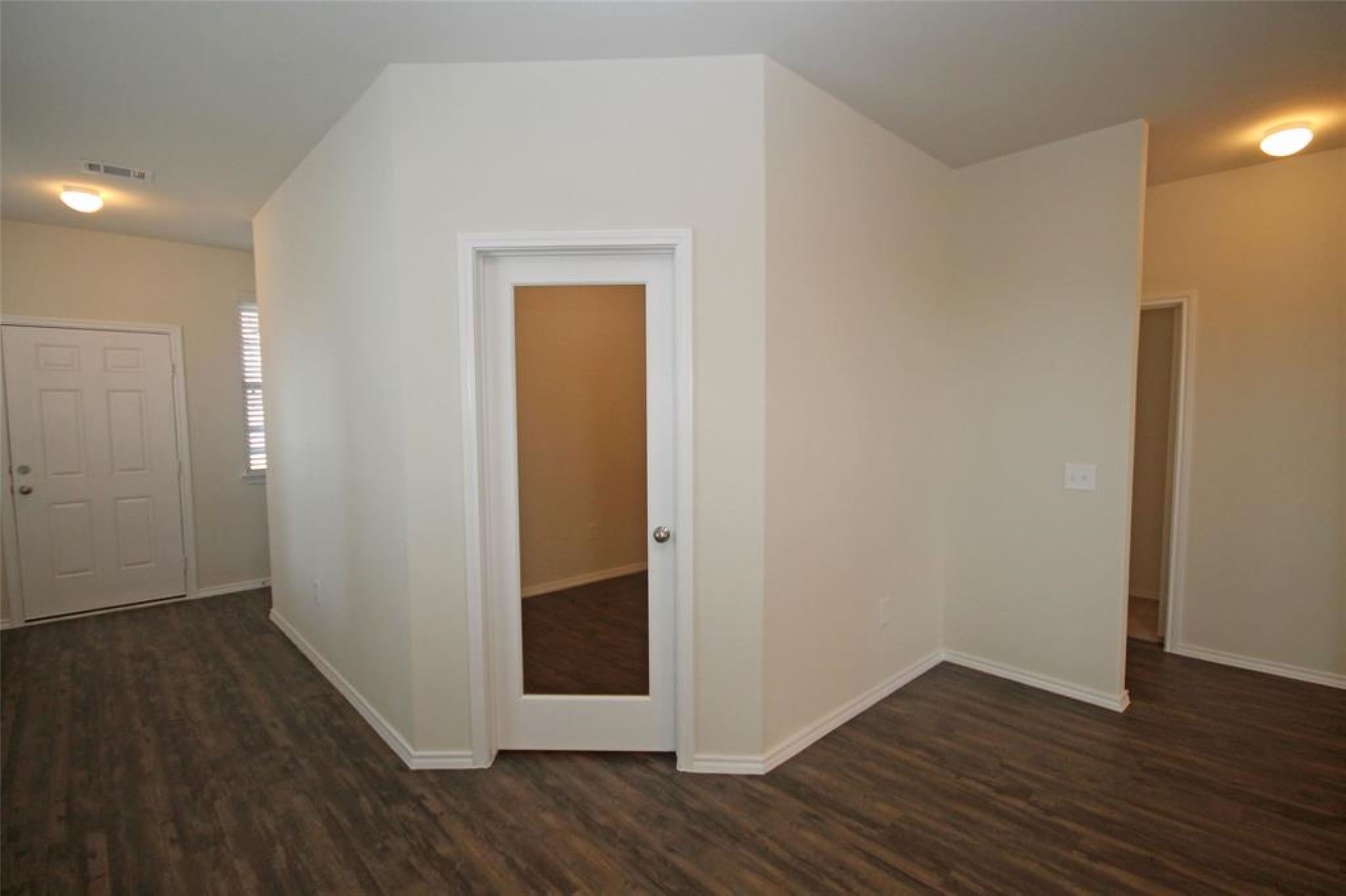 14635 Myrtle Point Drive Property Photo 5