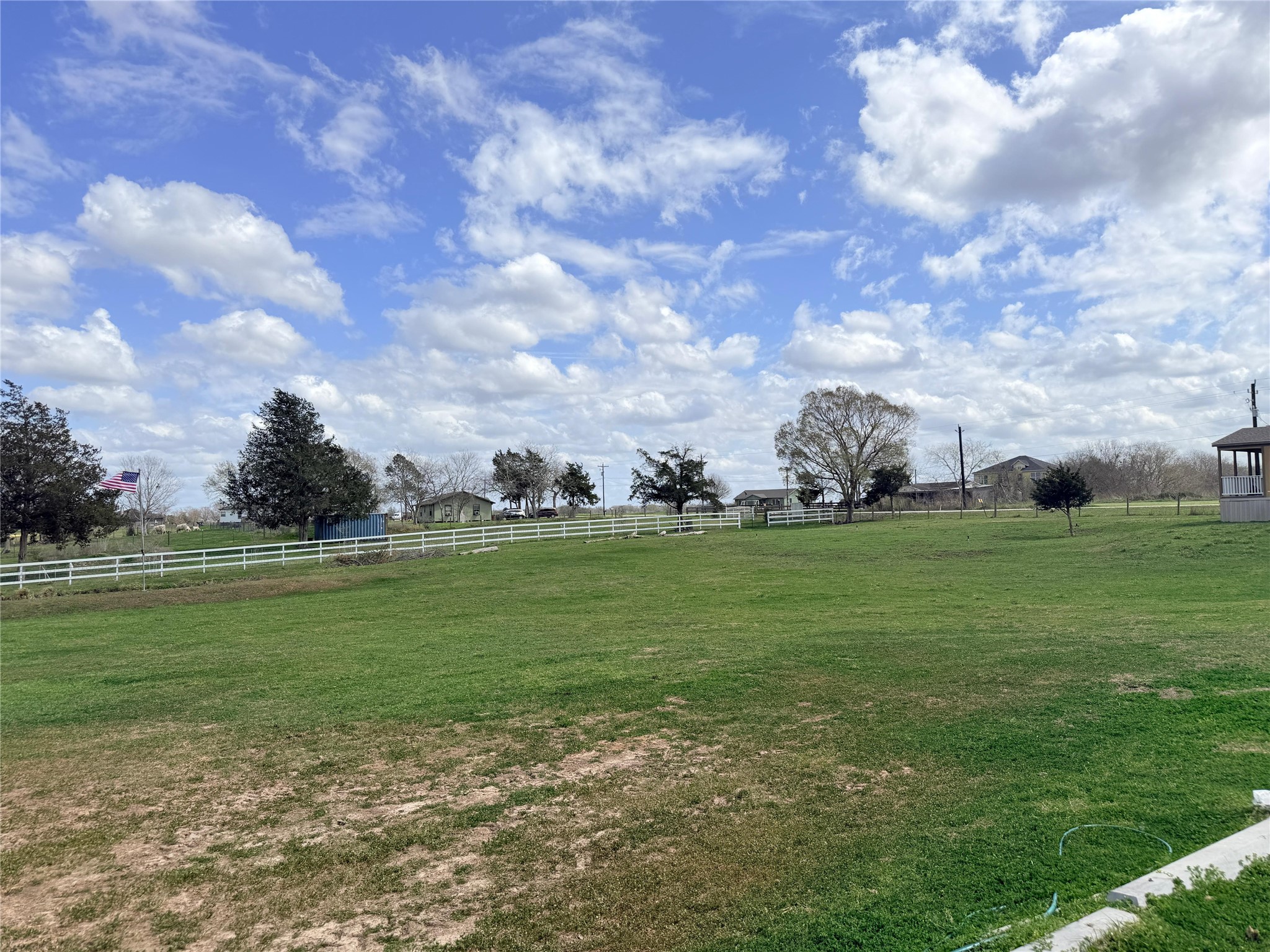 13700 Burnett Road Property Photo 38