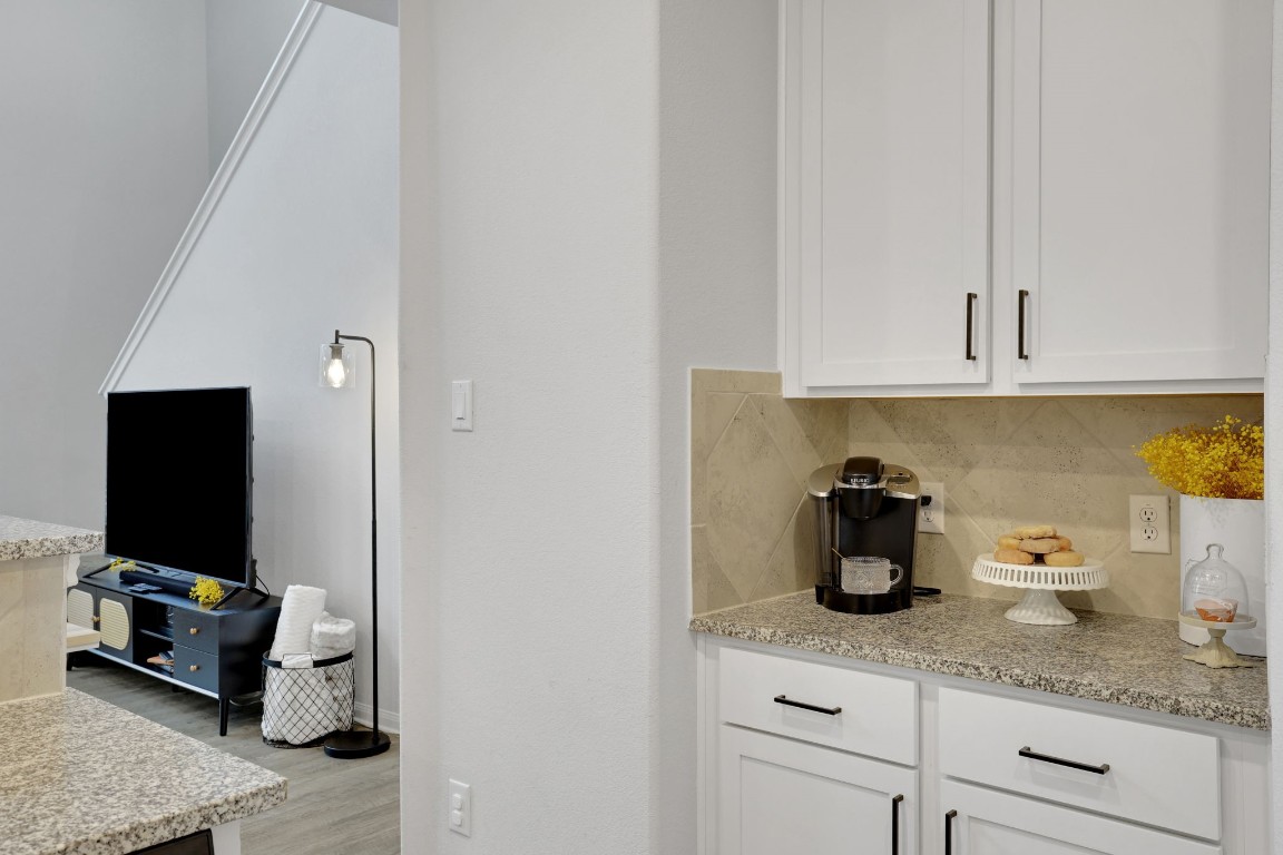 11208 Danny Lane Property Photo 10