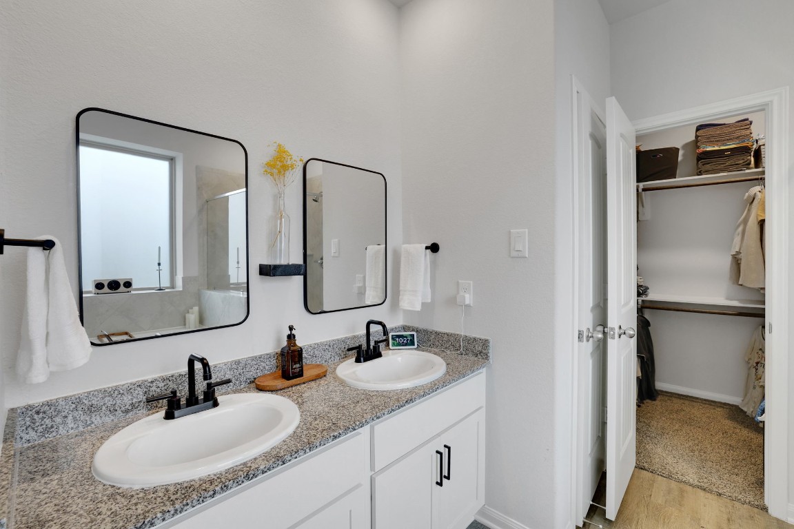 11208 Danny Lane Property Photo 24