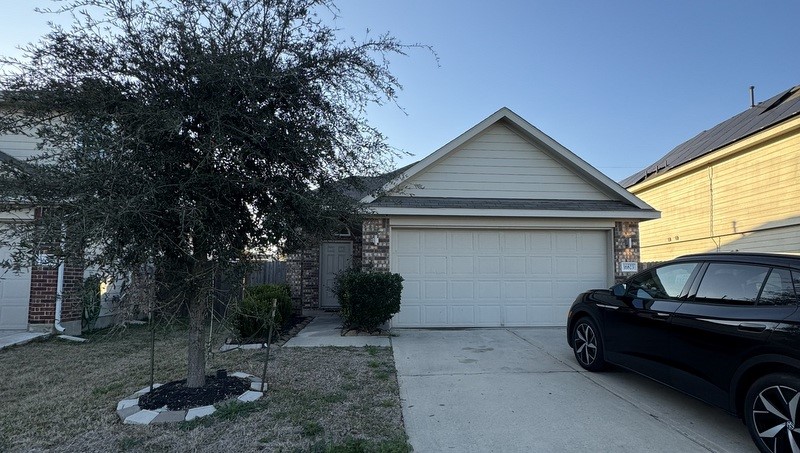 16823 Wellington Forest Lane Property Photo