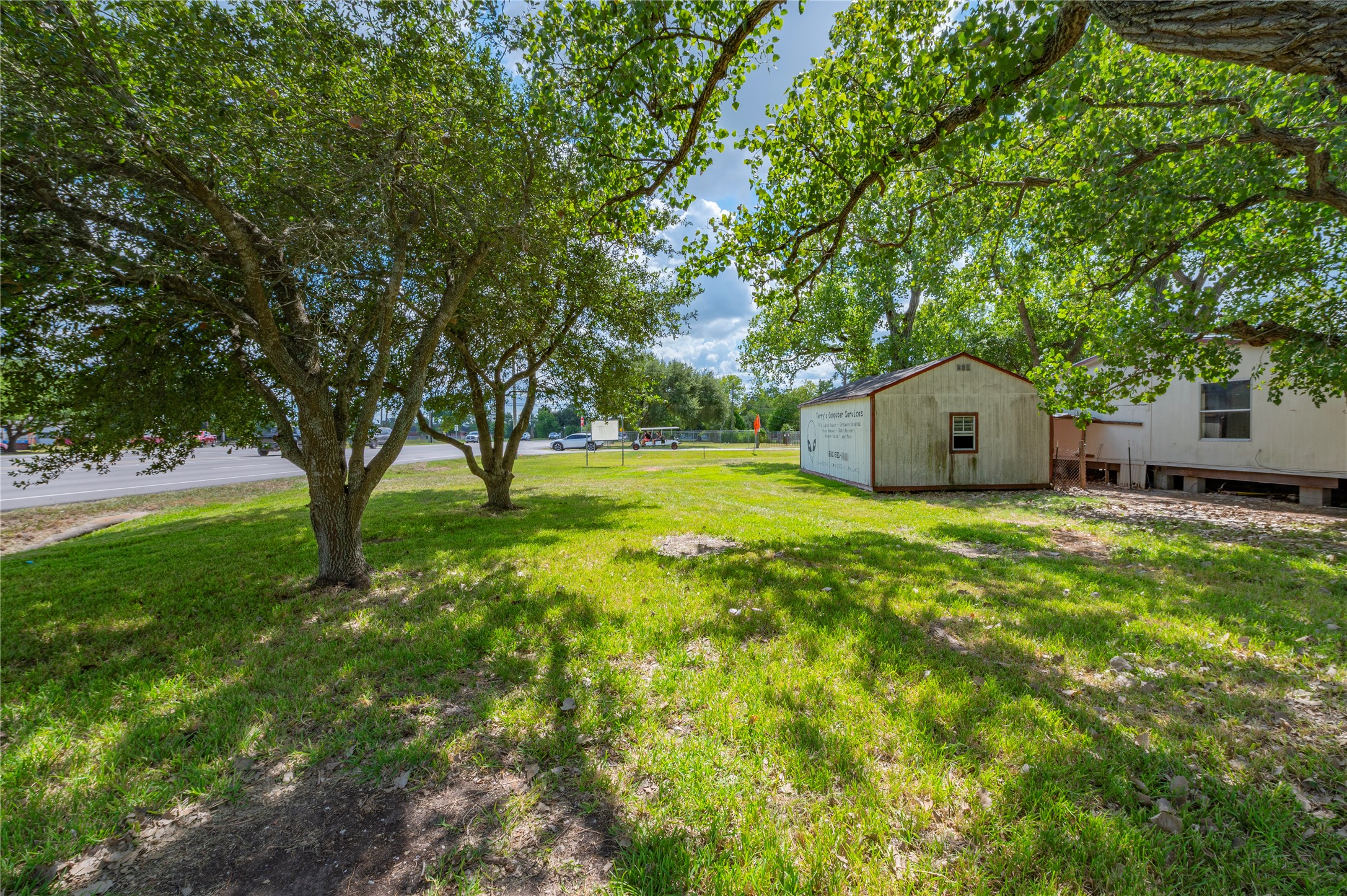 102 Avenue F Property Photo 17