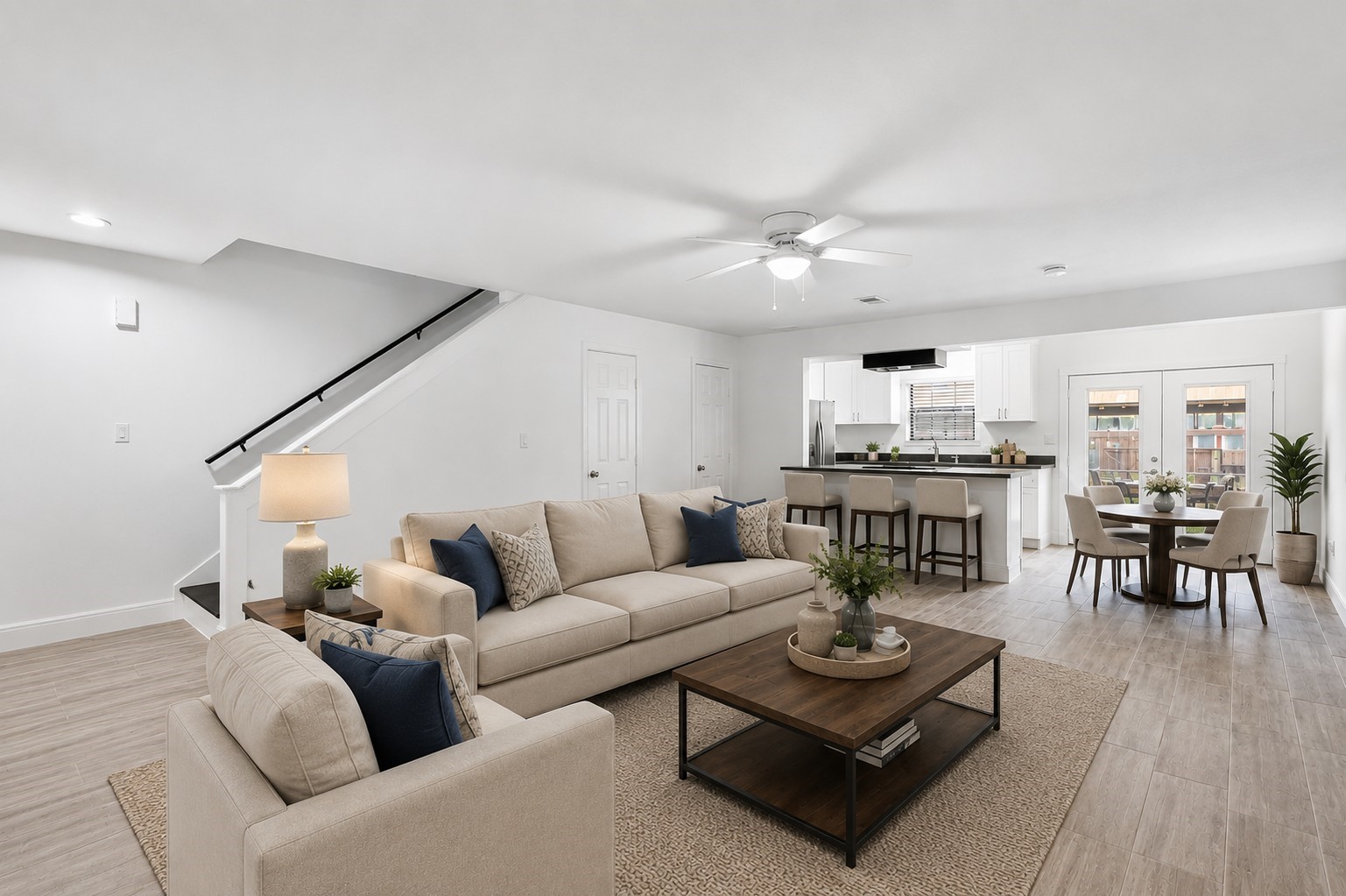 1011 Hamblen Road 205
