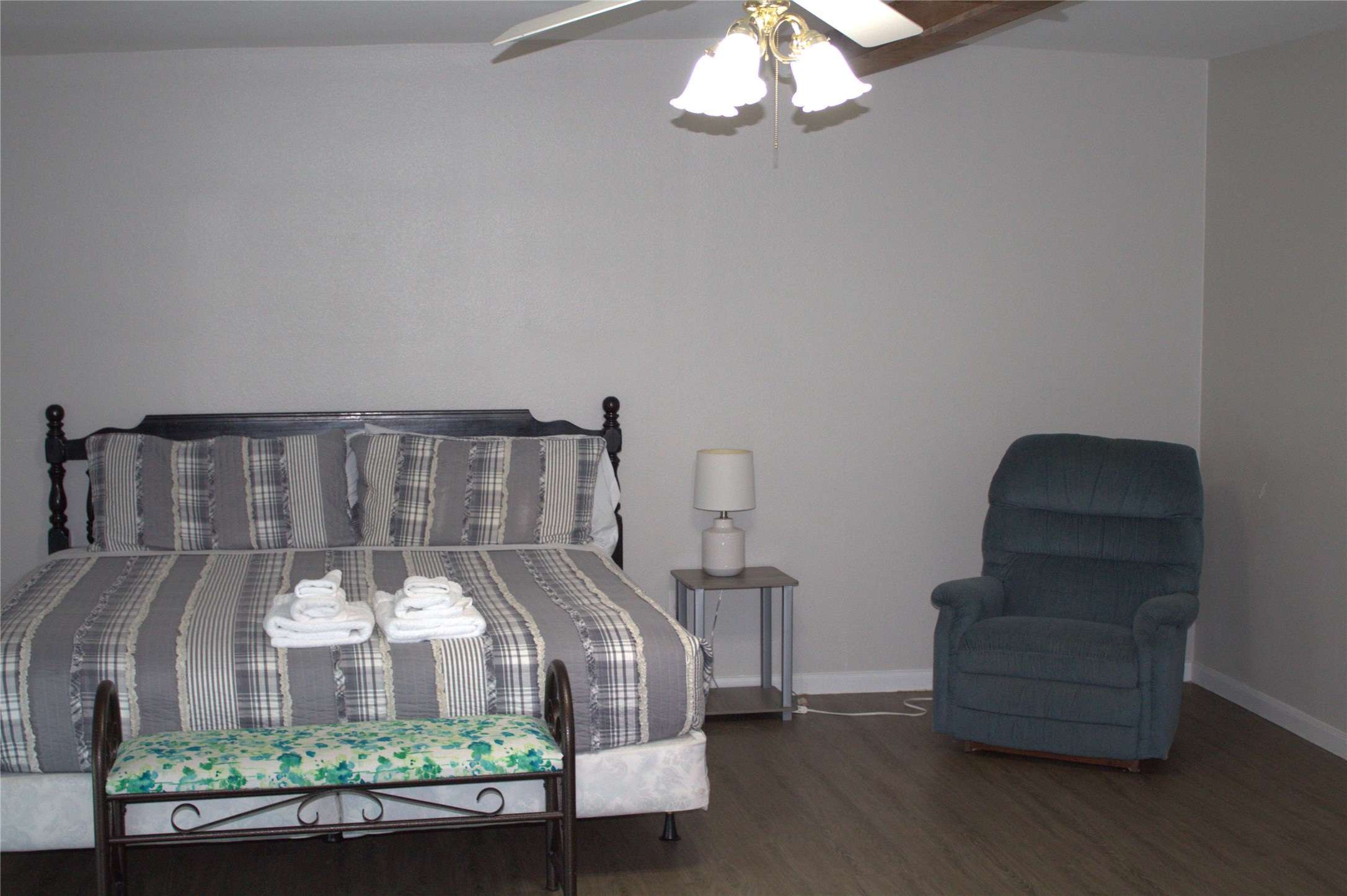 4214 Liberty Drive Property Photo 7