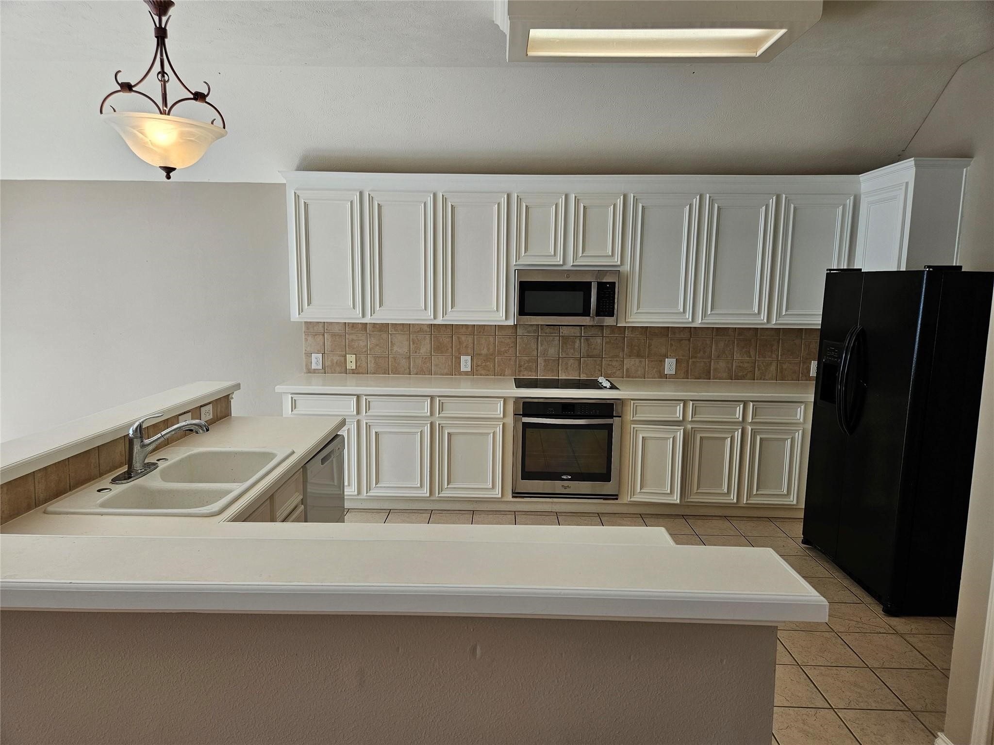 4434 Grove Park Drive Property Photo 9
