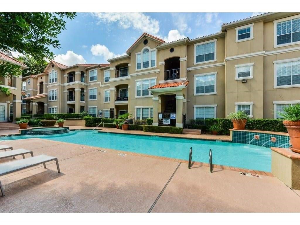 3231 Allen Parkway 6307 Property Photo 4