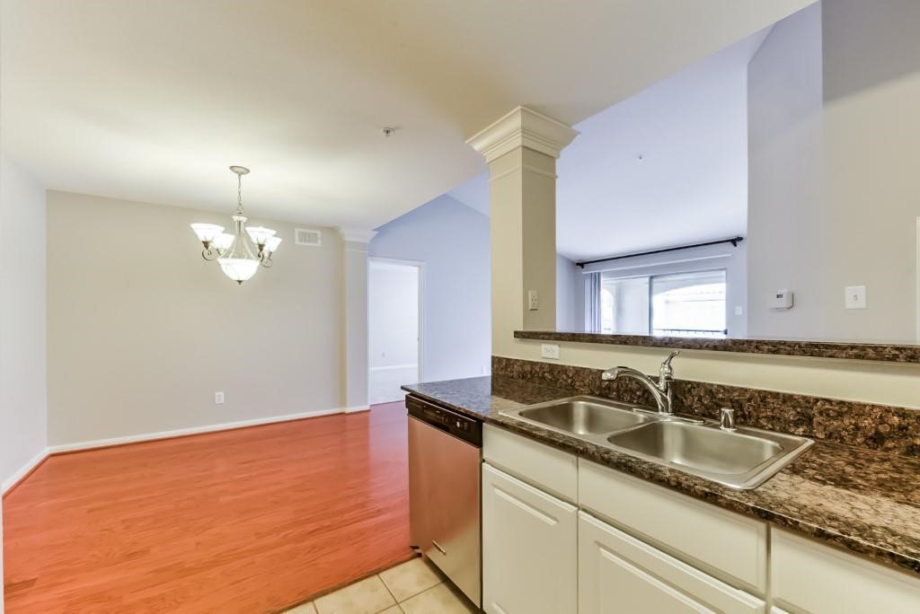3231 Allen Parkway 6307 Property Photo 17