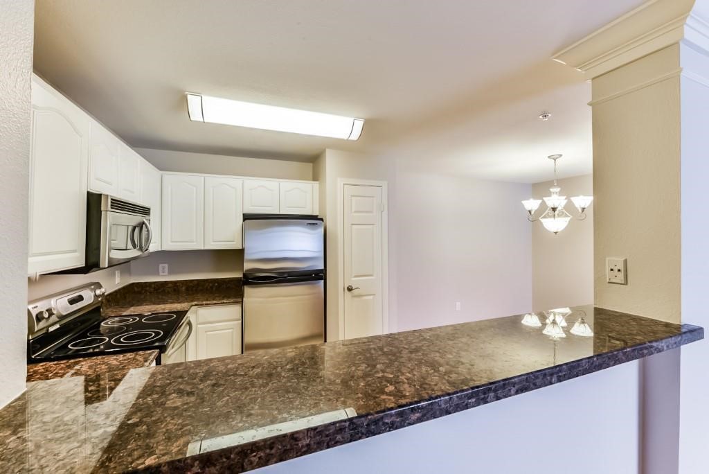 3231 Allen Parkway 6307 Property Photo 19
