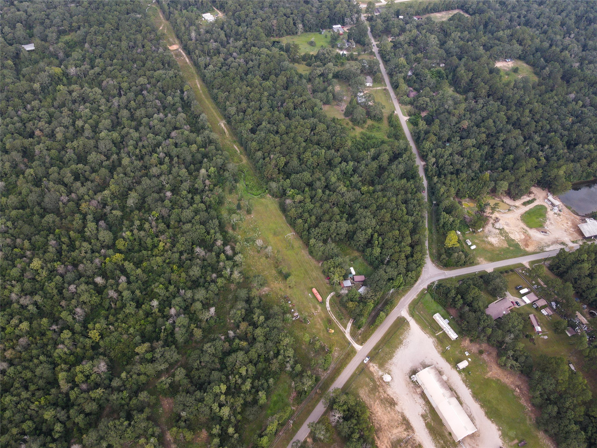 18336 Old Highway 105 E Property Photo 2