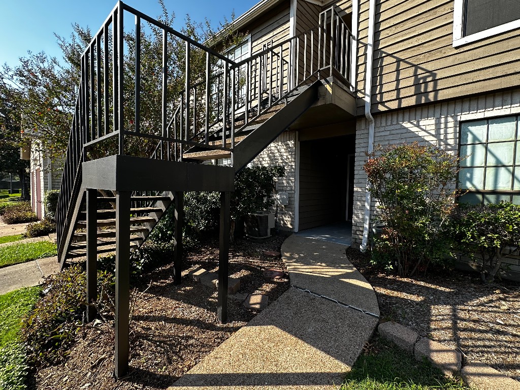4444 Victory Drive 1311 Property Photo 2