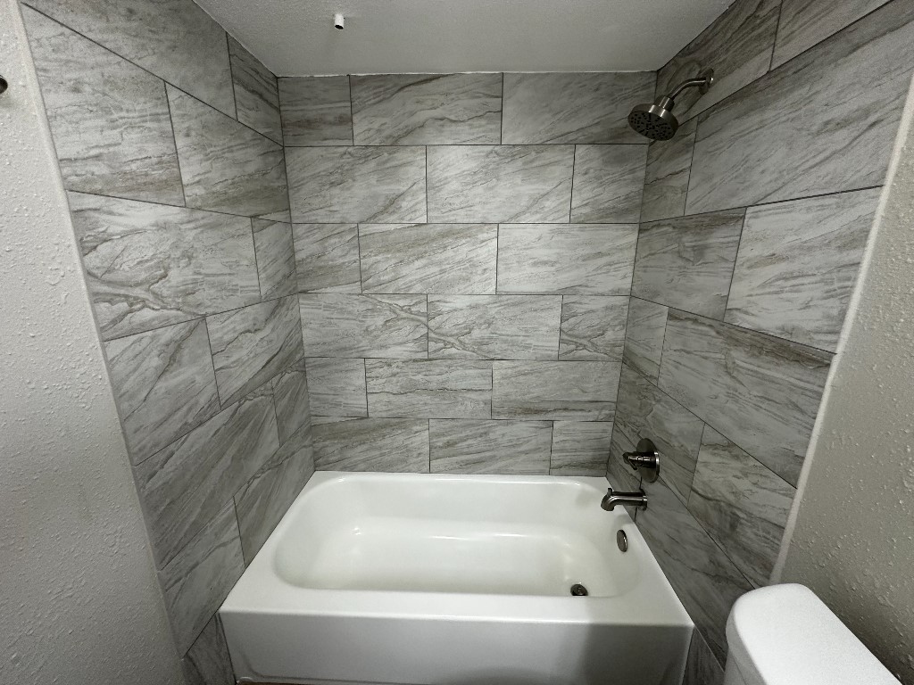 4444 Victory Drive 1311 Property Photo 8
