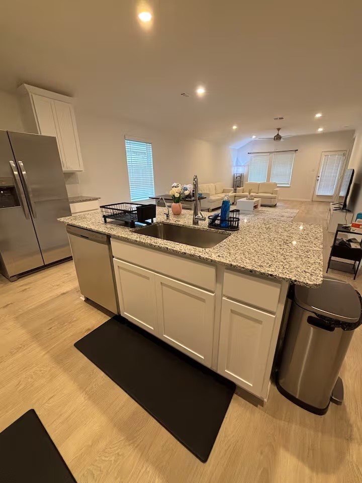 4915 Oakwood Drive Property Photo 5