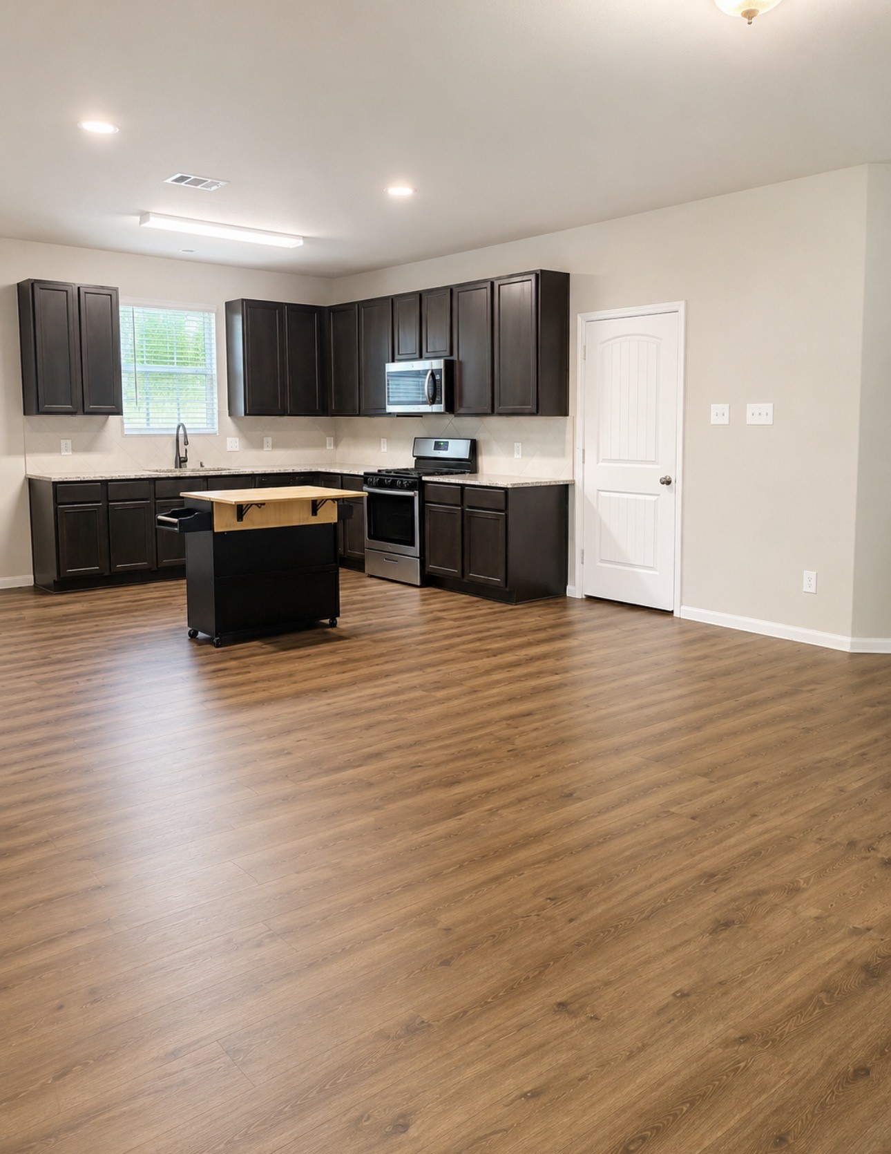 25364 Grotto Falls Lane Property Photo 5
