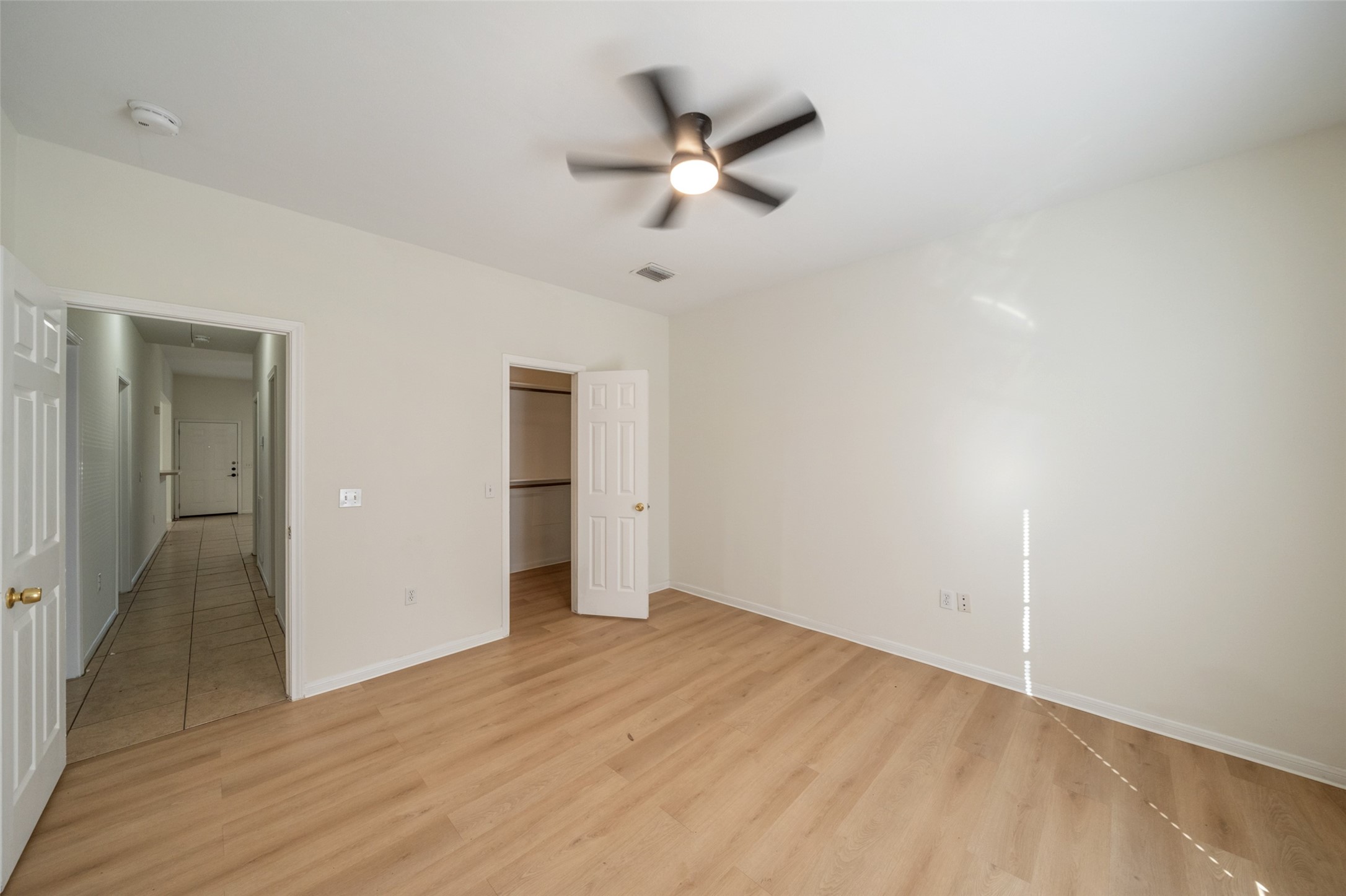 5502 Finch Street B Property Photo 19