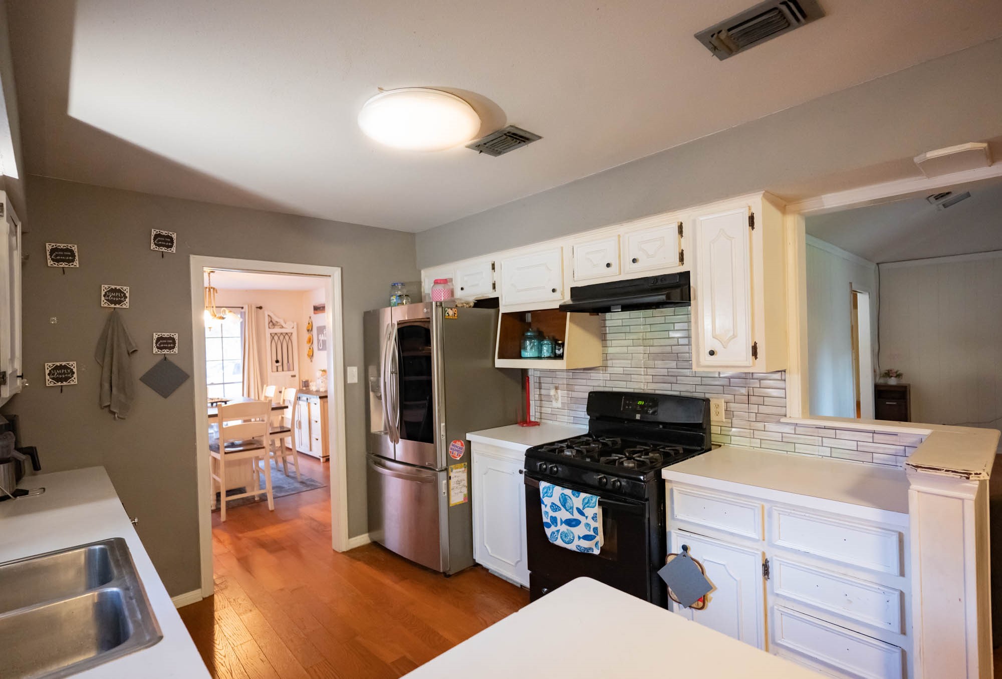 1856 Acacia Circle Property Photo 8