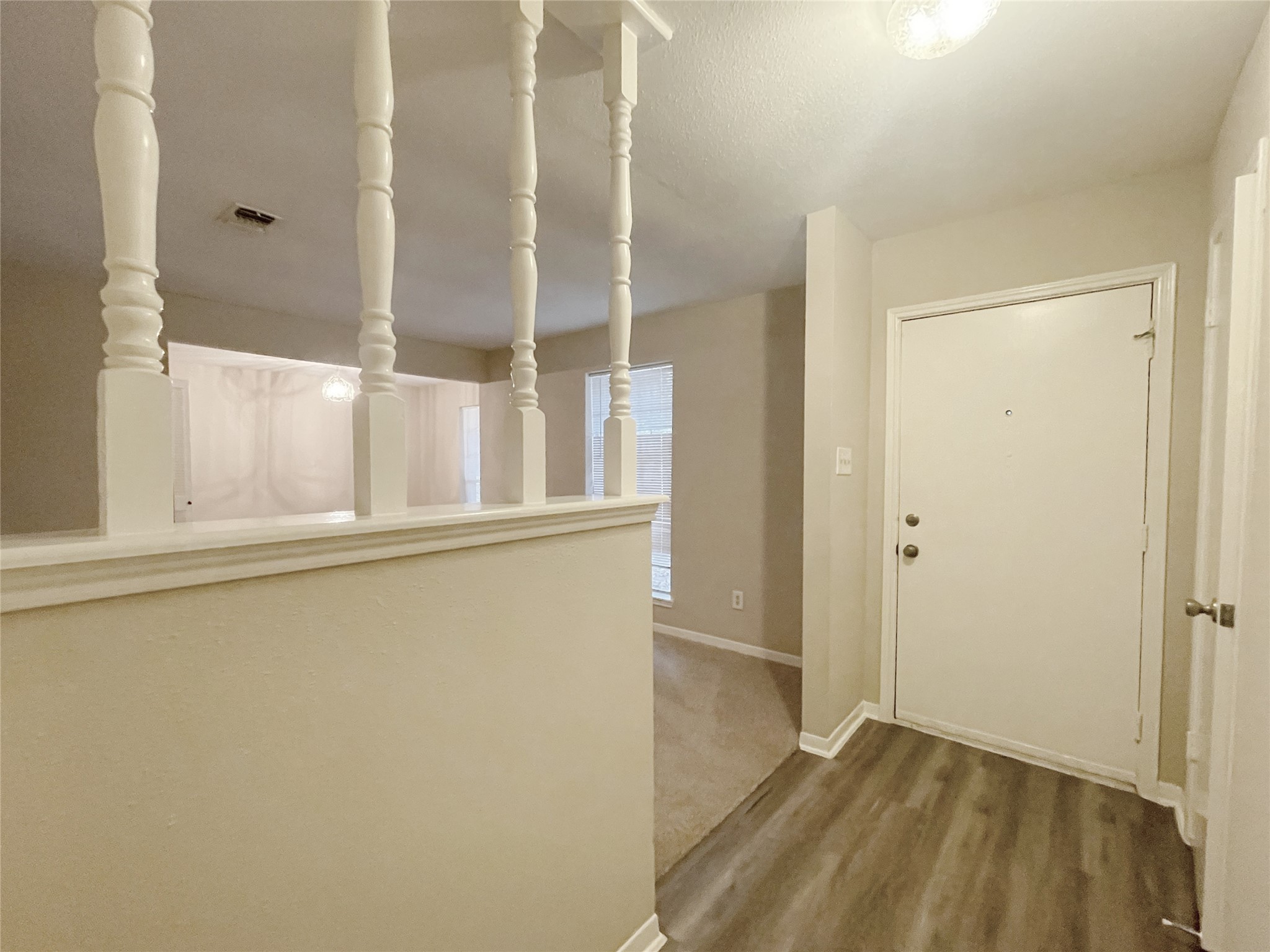 13 N Deerfoot Circle Property Photo 3