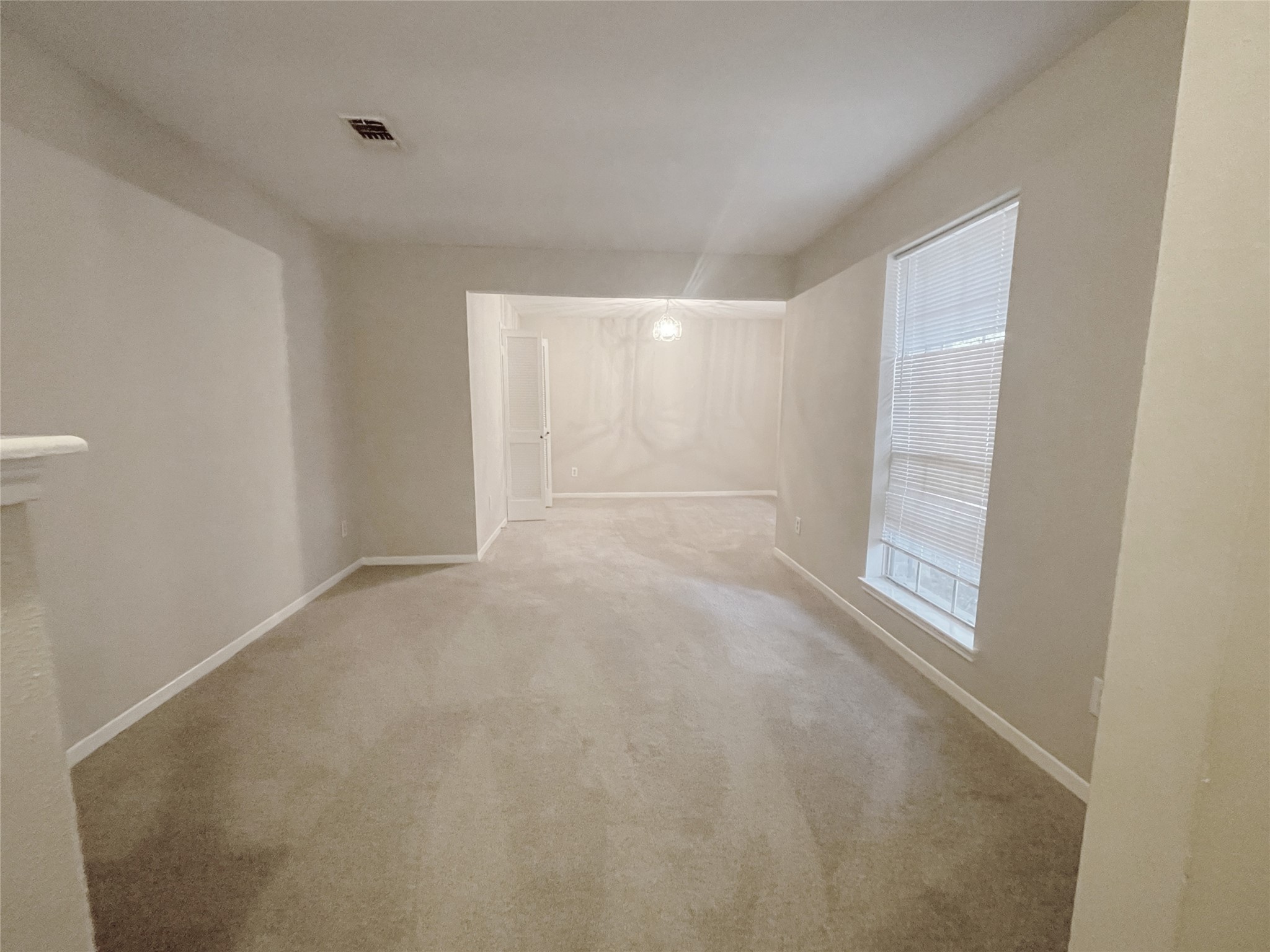 13 N Deerfoot Circle Property Photo 5
