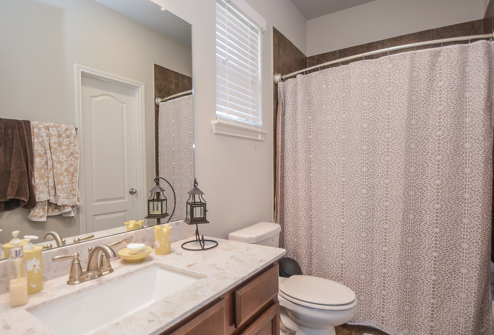 918 Marigold Park Place Property Photo 27