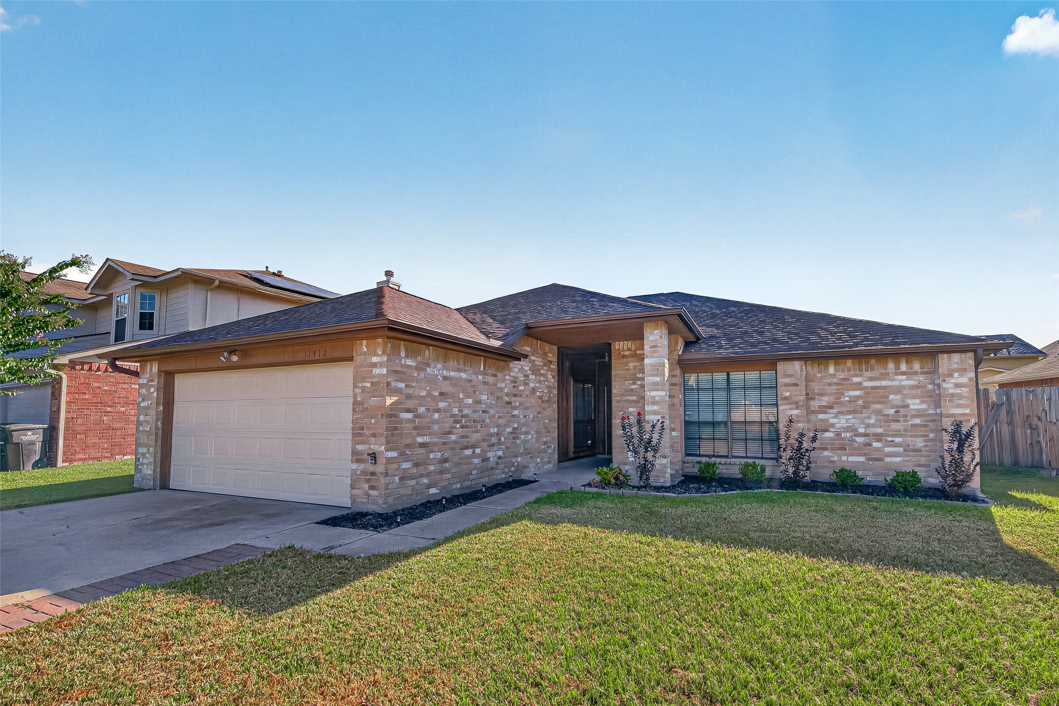 11410 Sunny Creek Drive Property Photo 1