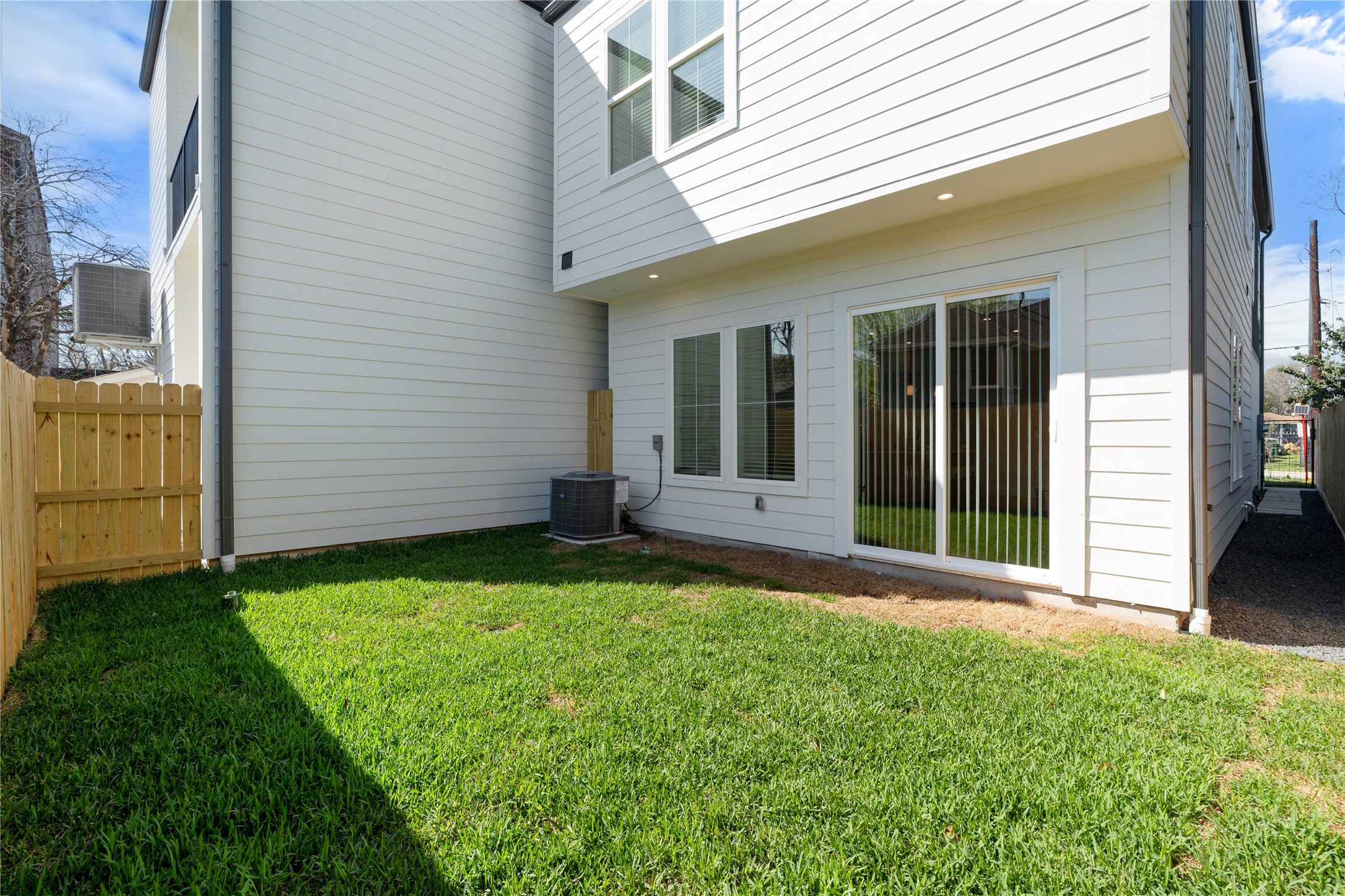 4610 & 4608 A/b Gunter Street Property Photo 40
