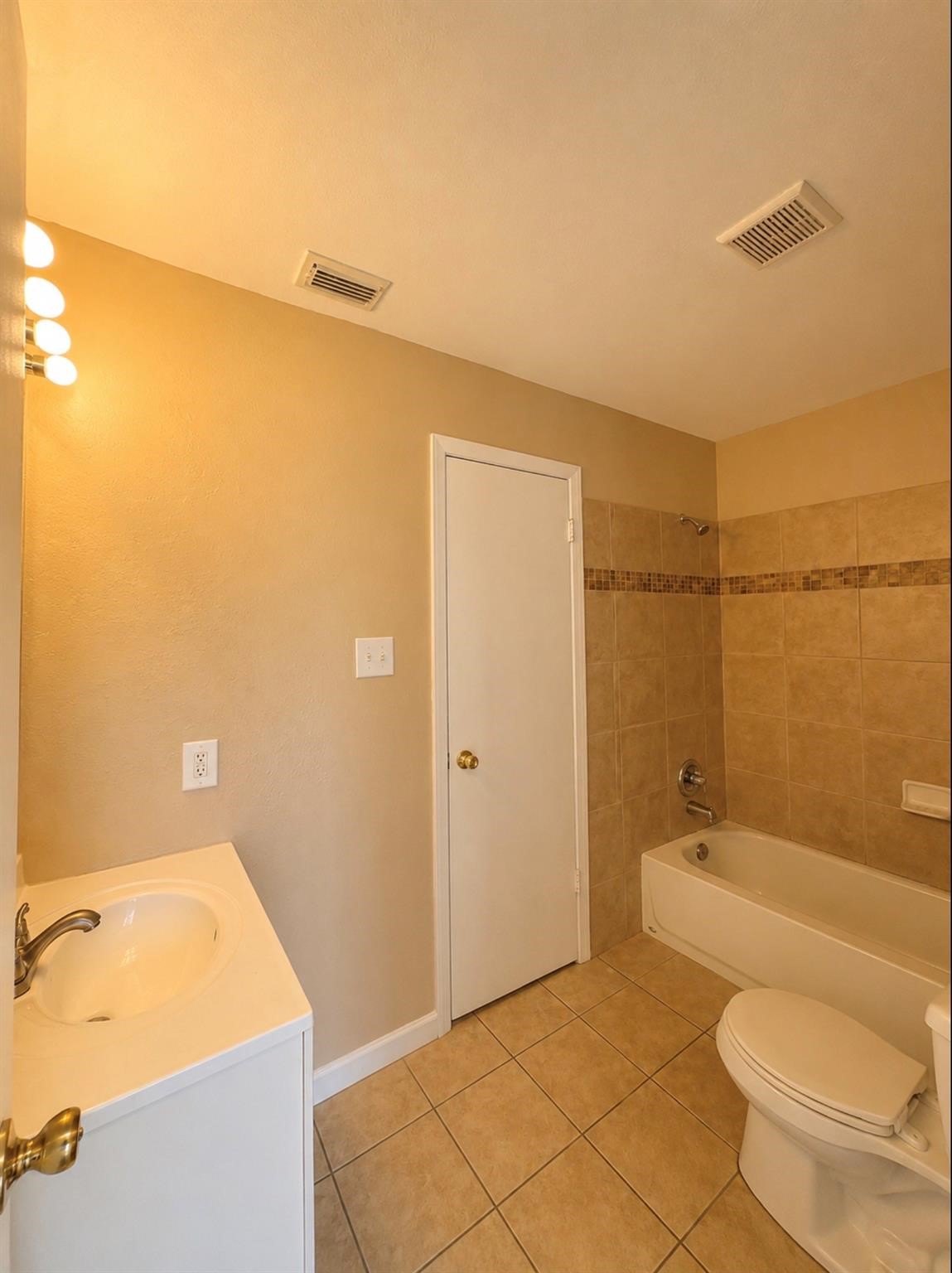 7310 Arista Drive Property Photo 6