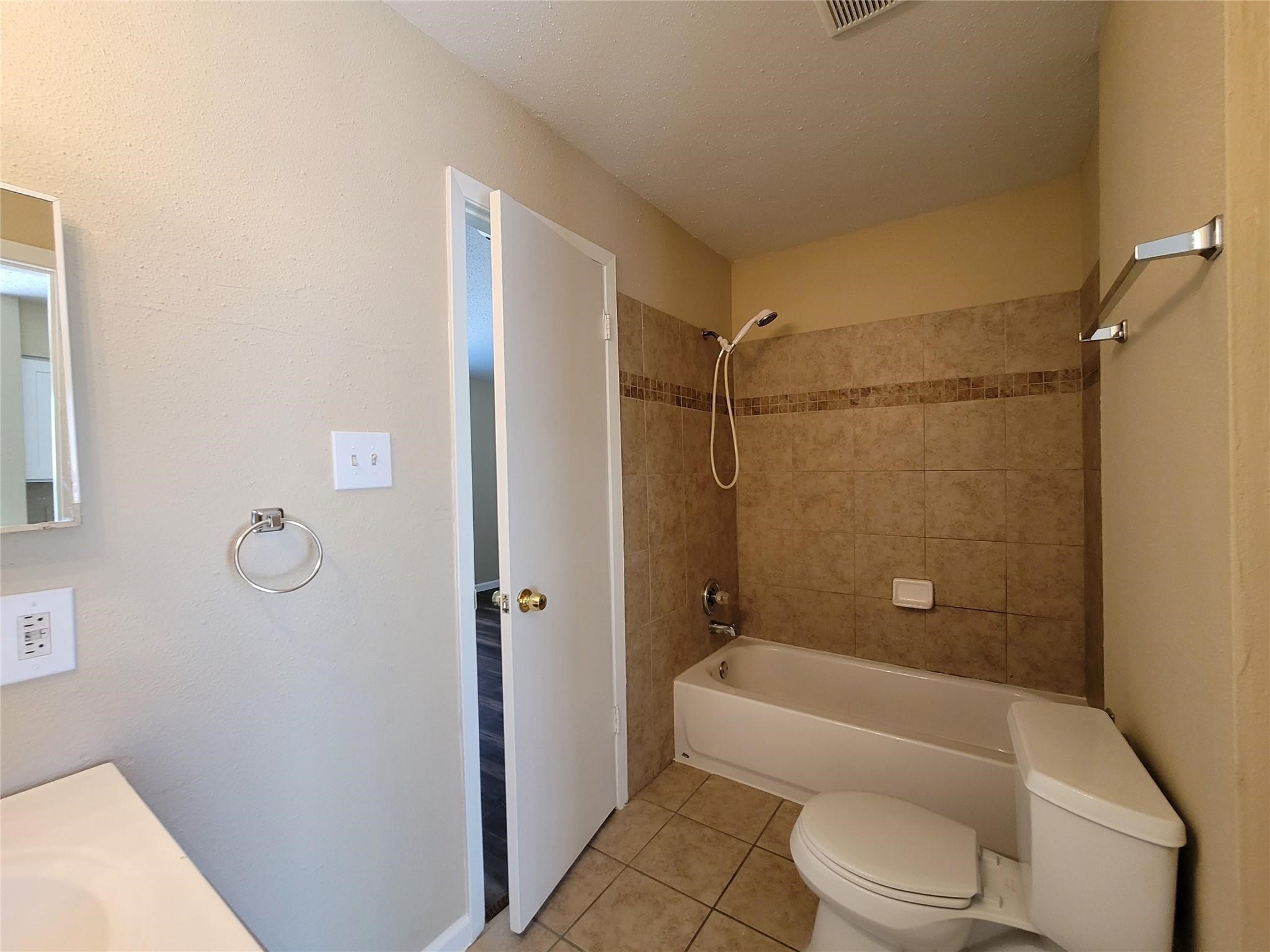 7310 Arista Drive Property Photo 8