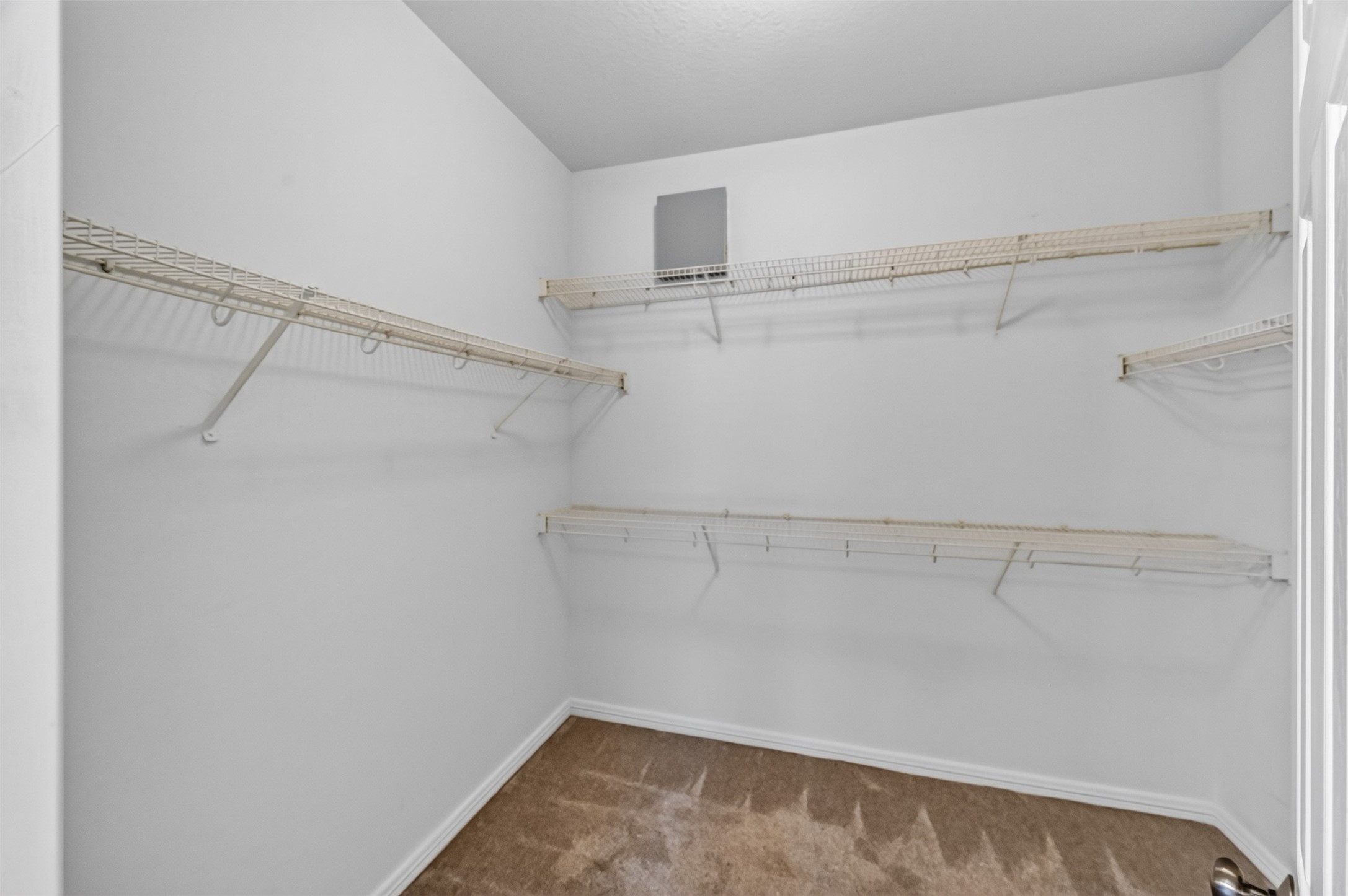 12806 Whistling Springs Drive Property Photo 30