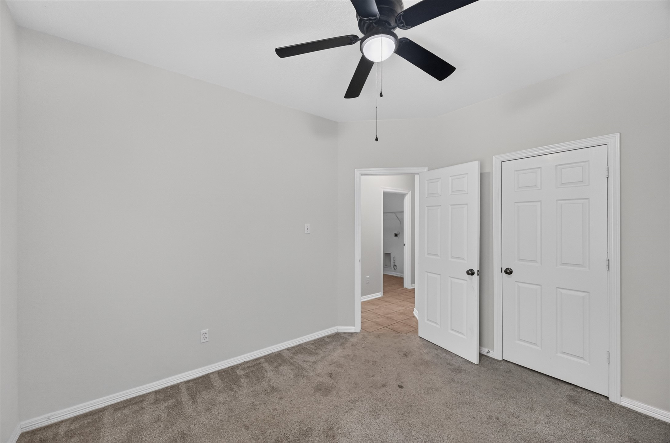 12806 Whistling Springs Drive Property Photo 34