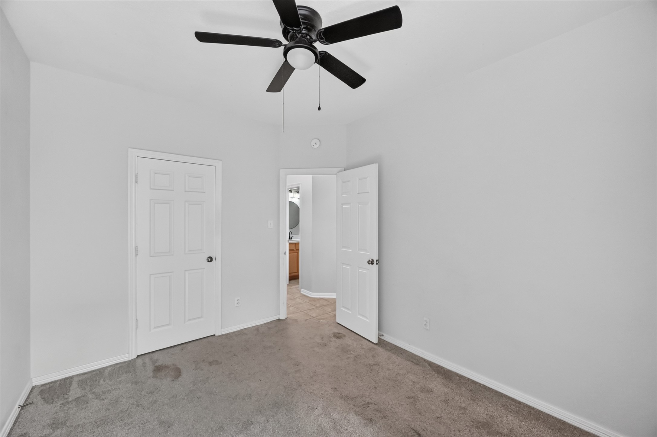 12806 Whistling Springs Drive Property Photo 38