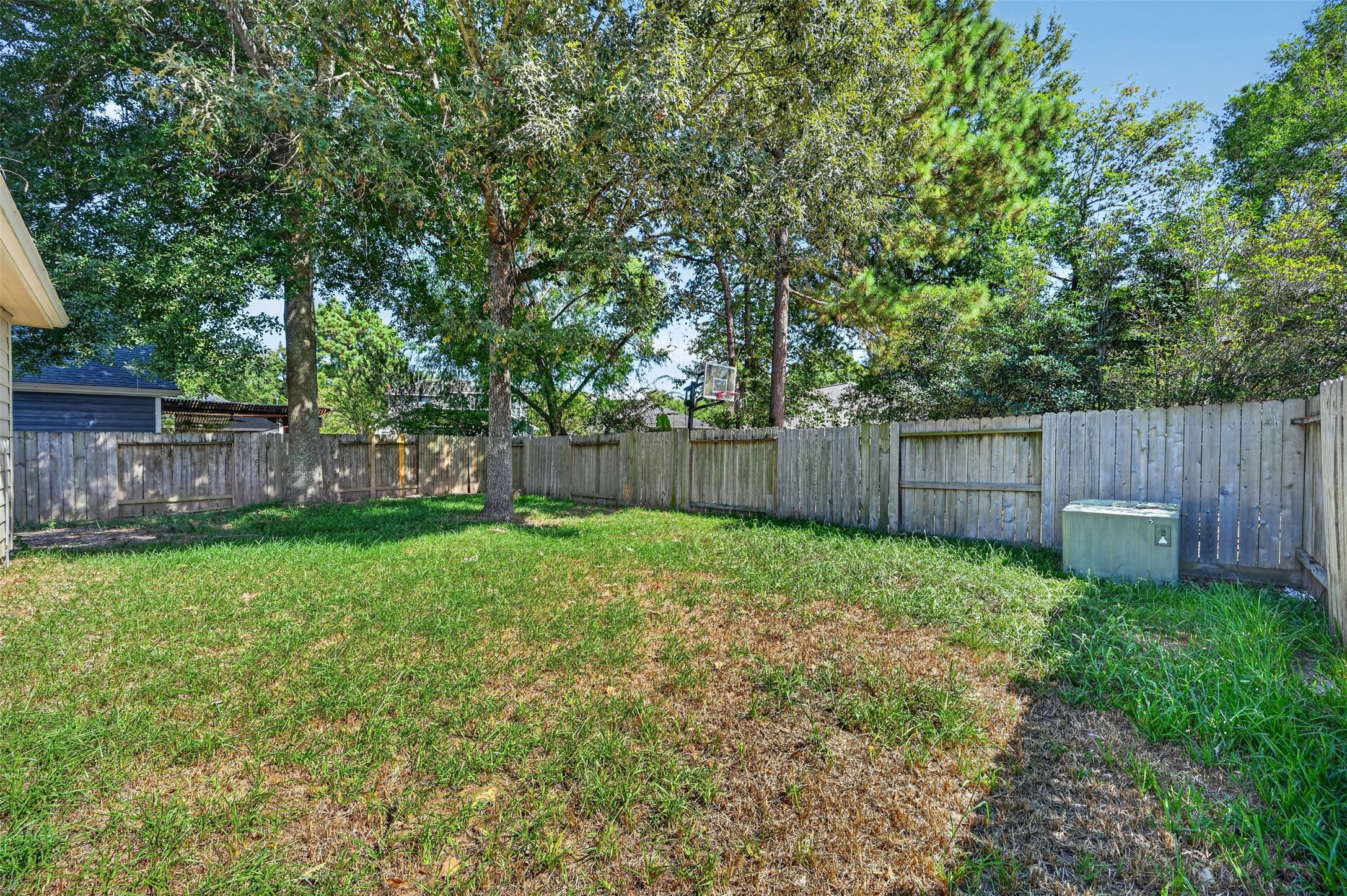 12806 Whistling Springs Drive Property Photo 44