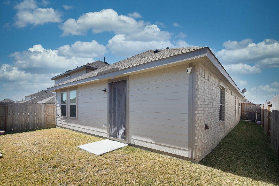 18450 White Stallion Lane Property Photo 5