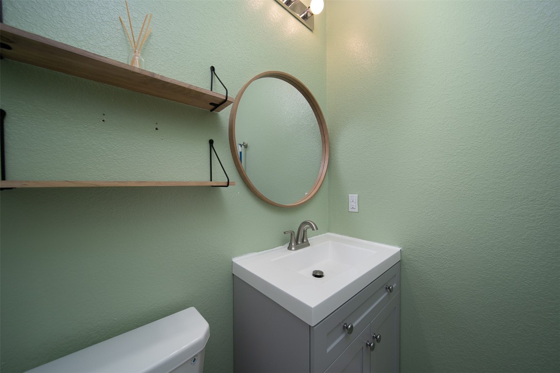 18450 White Stallion Lane Property Photo 23