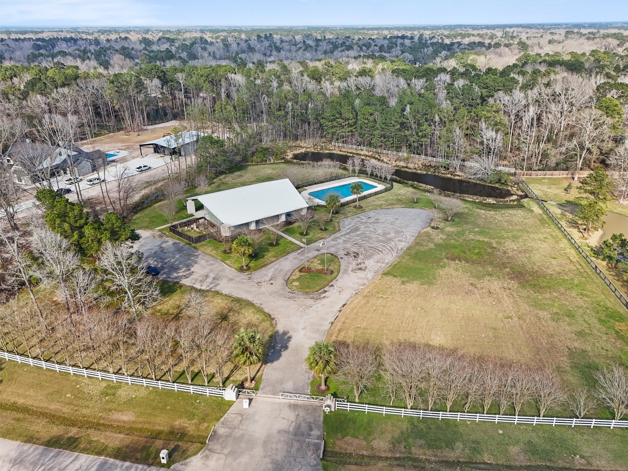 29810 Commons Superior Drive Property Photo 9