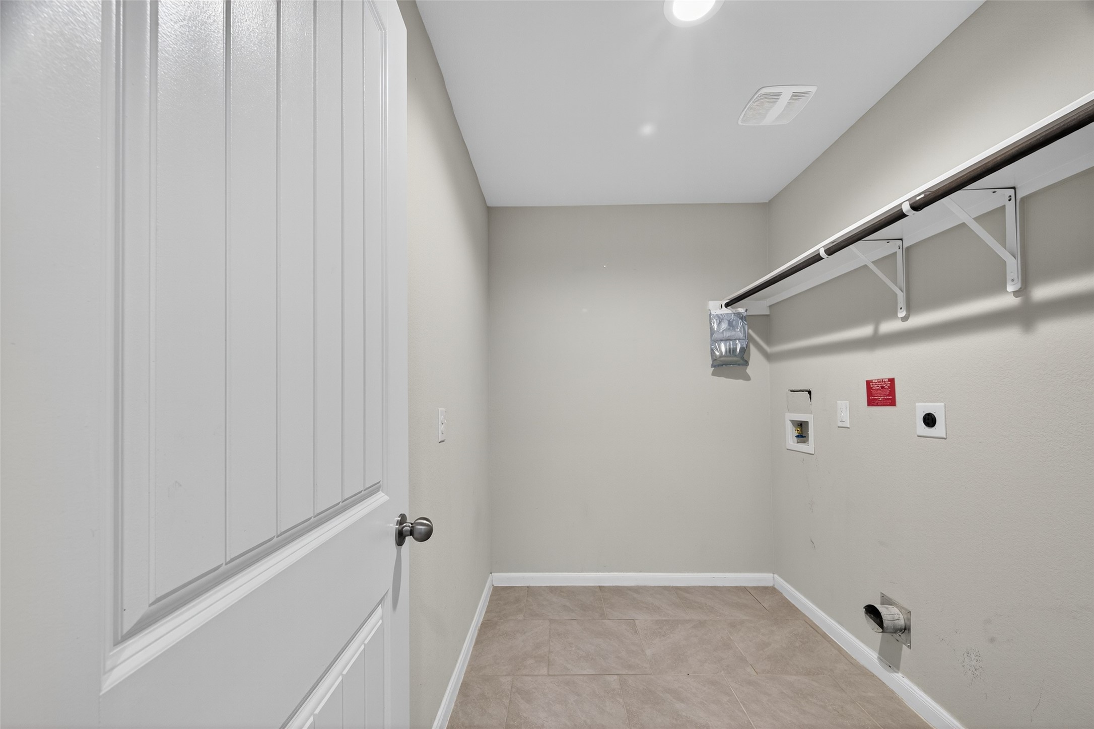718 Harvest Bluff Drive Property Photo 16
