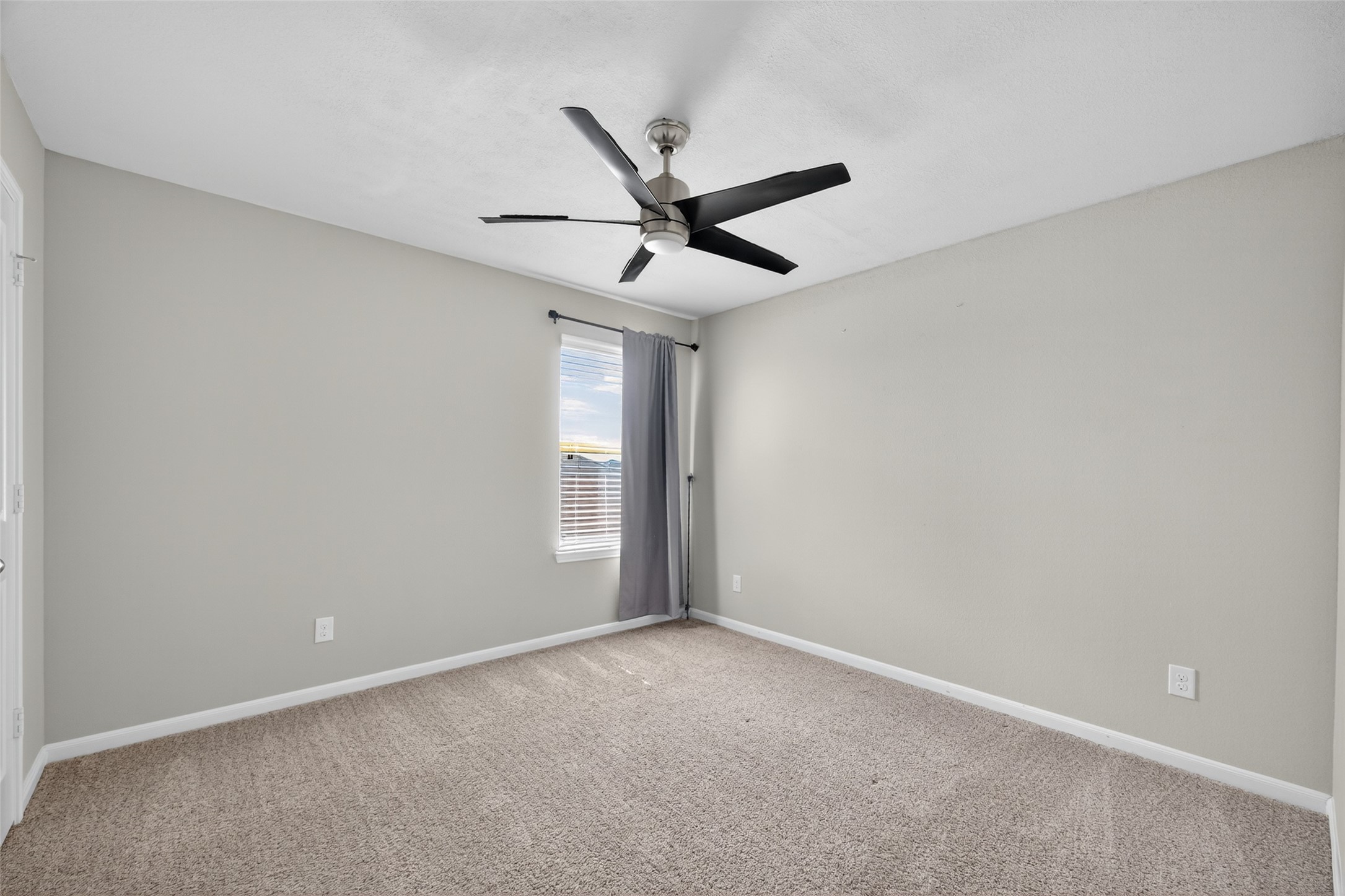 718 Harvest Bluff Drive Property Photo 37