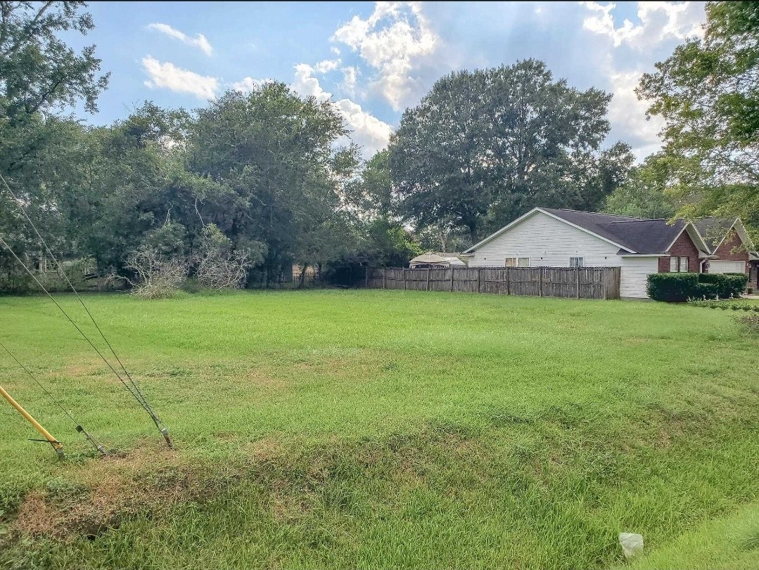 9395 Josey Street Property Photo 4