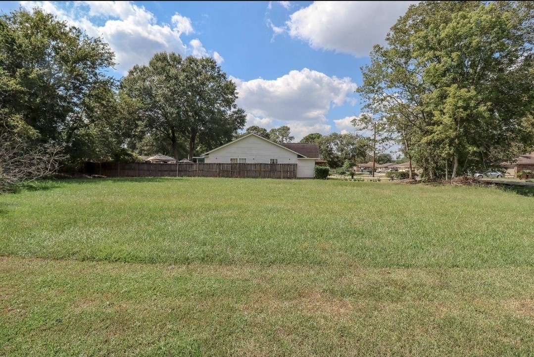 9395 Josey Street Property Photo 6