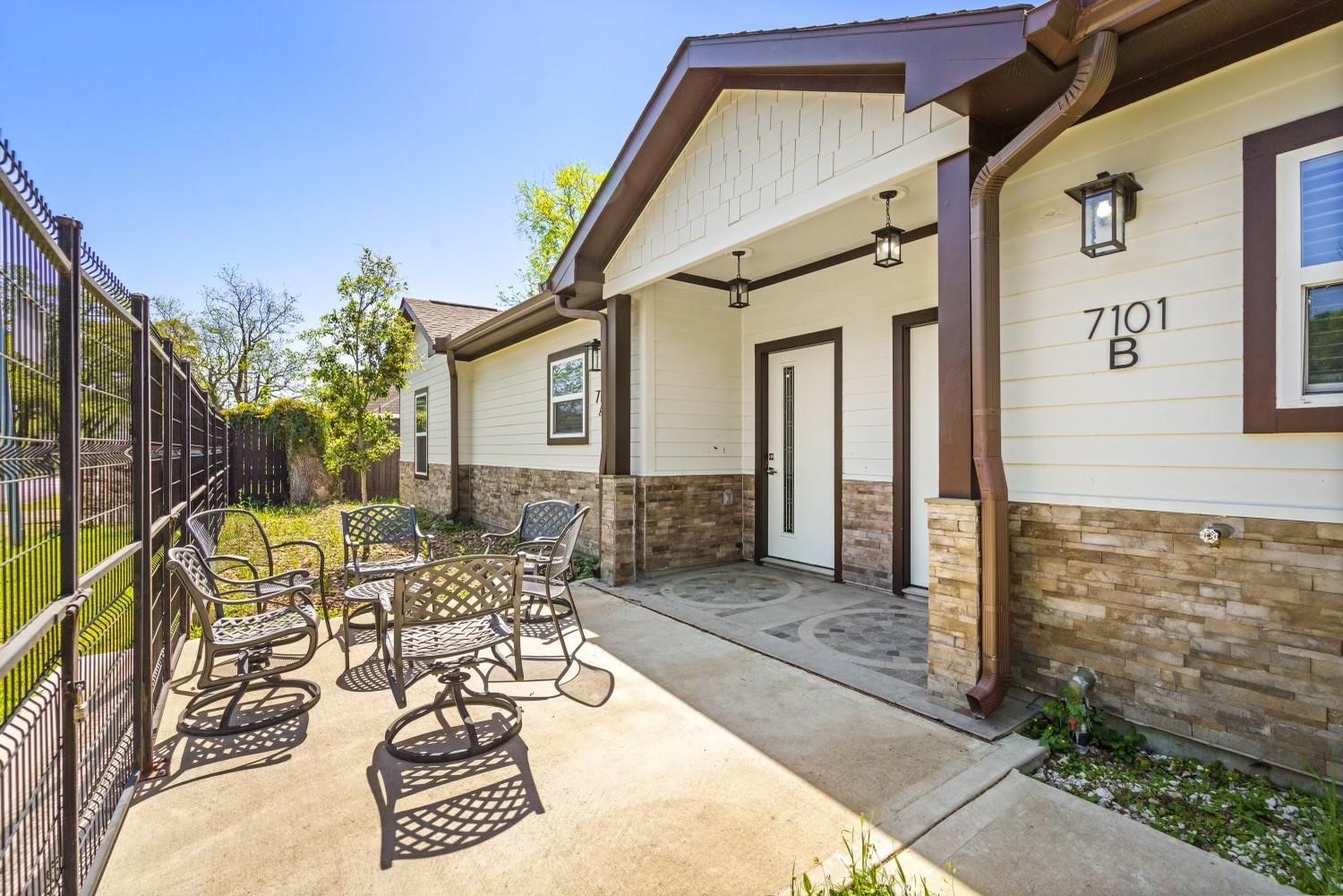 7101 Foster Street B Property Photo 1
