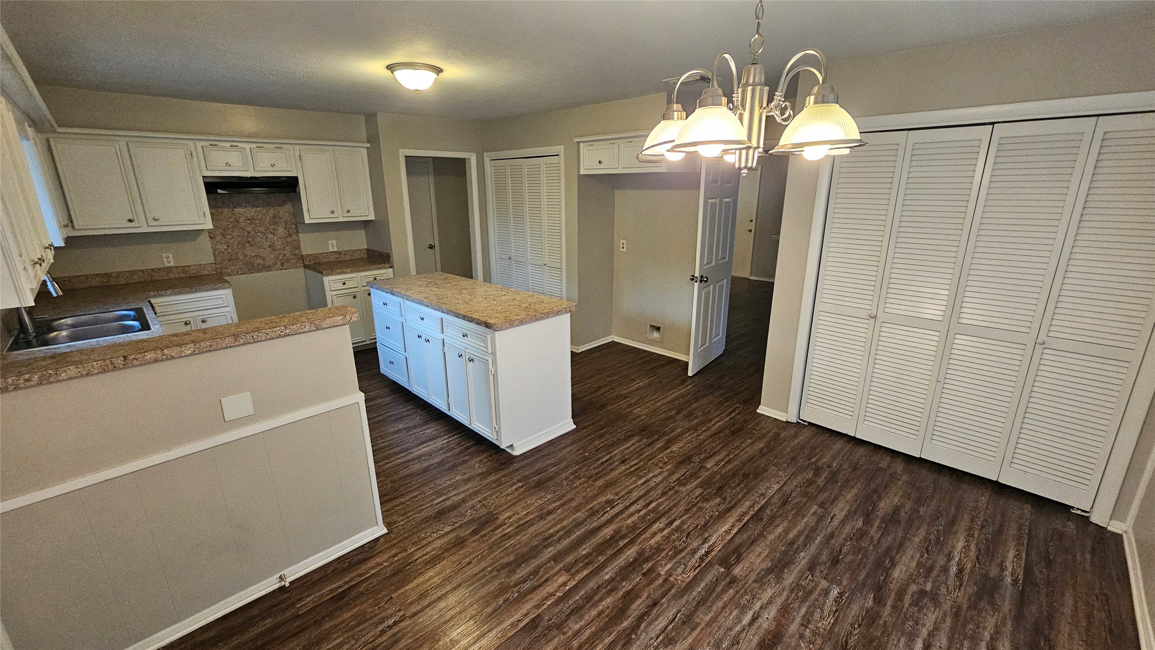 6627 Fallengate Drive Property Photo 6