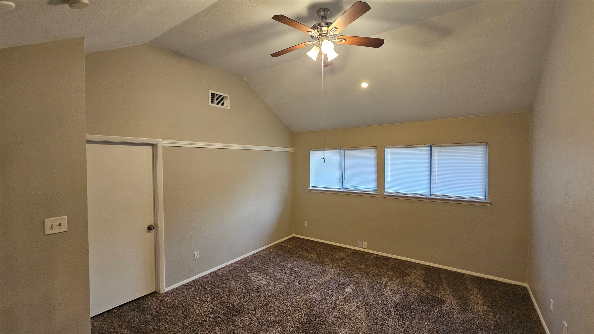 6627 Fallengate Drive Property Photo 12