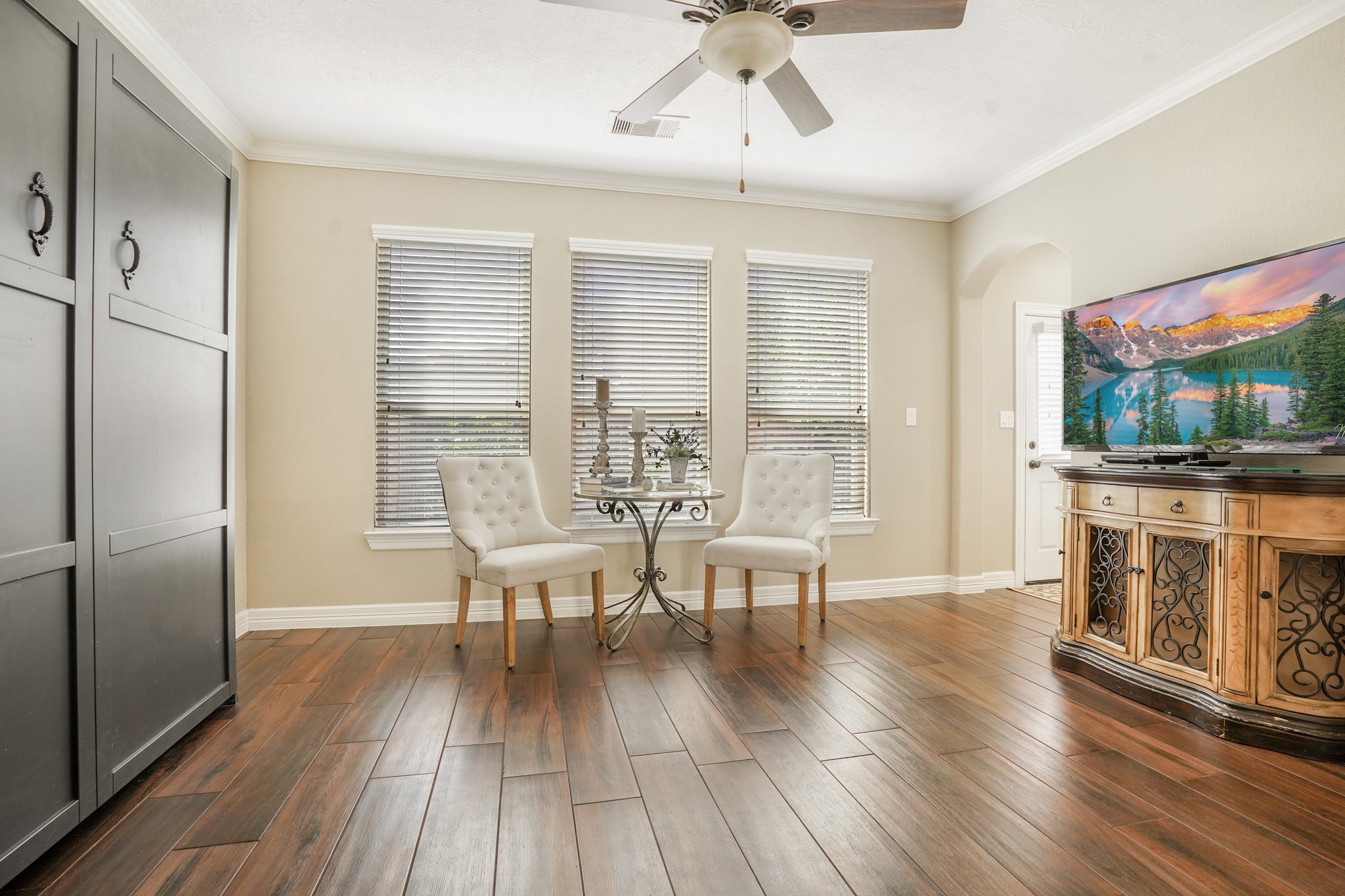 2742 Kings Retreat Circle Property Photo 4