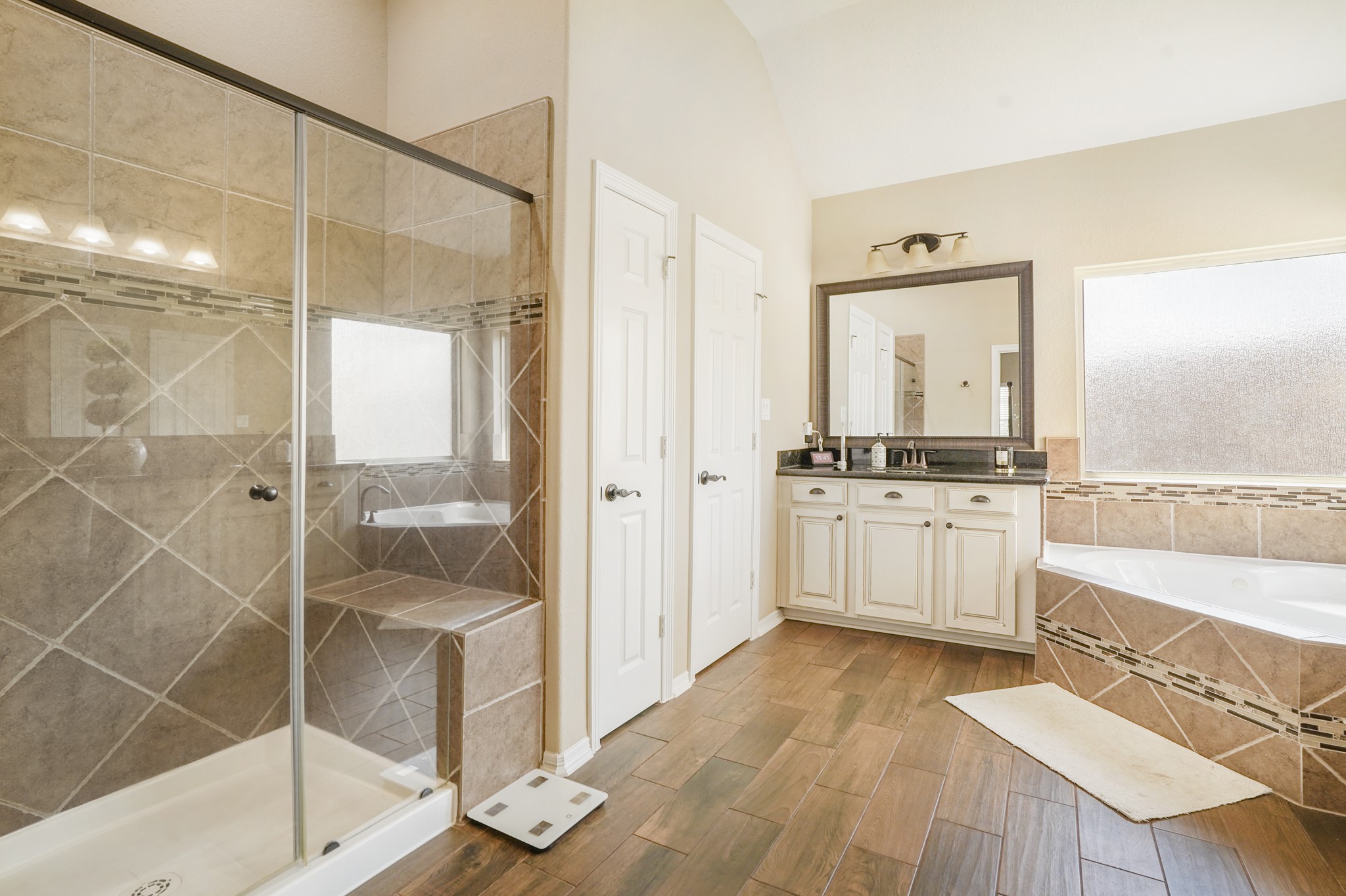 2742 Kings Retreat Circle Property Photo 16