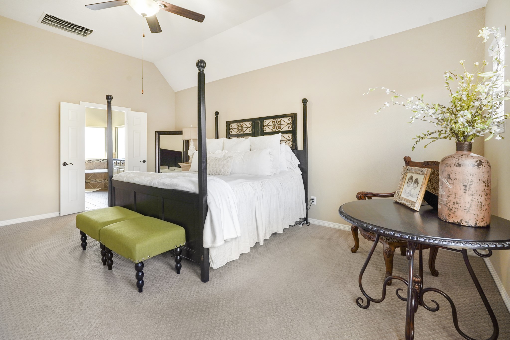 2742 Kings Retreat Circle Property Photo 18