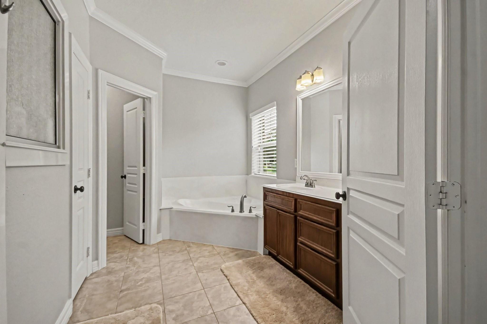 7211 Bayou Timbers Drive Property Photo 28