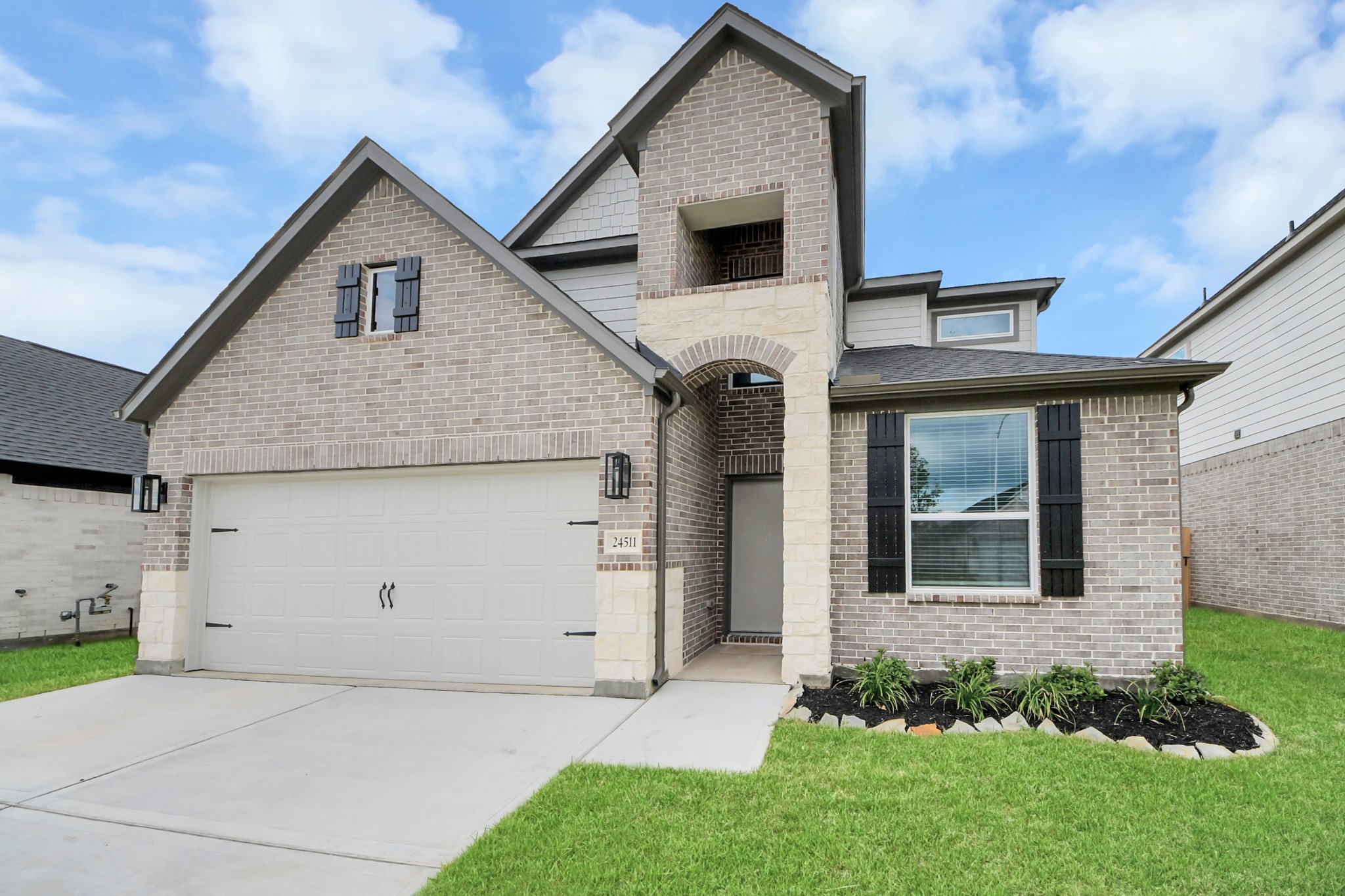 24511 Broad Park Ct Property Photo 2