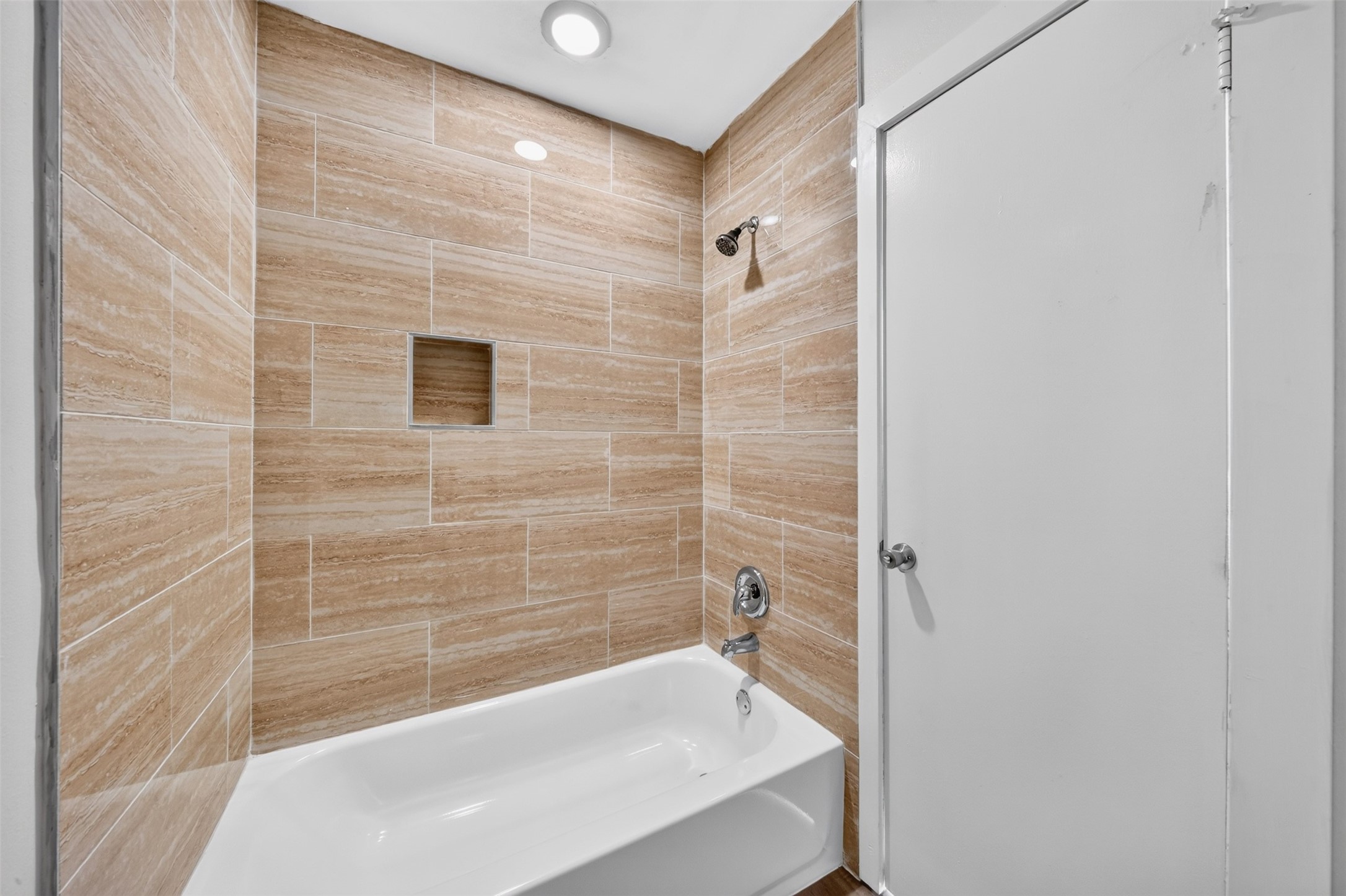 1826 Hilton Head Drive Property Photo 27